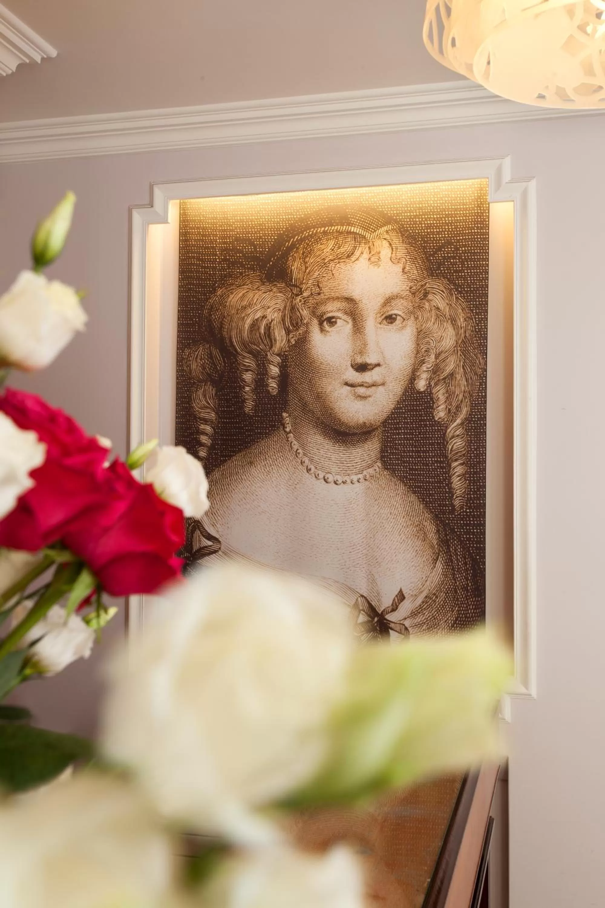 Decorative detail in Hôtel de Sévigné