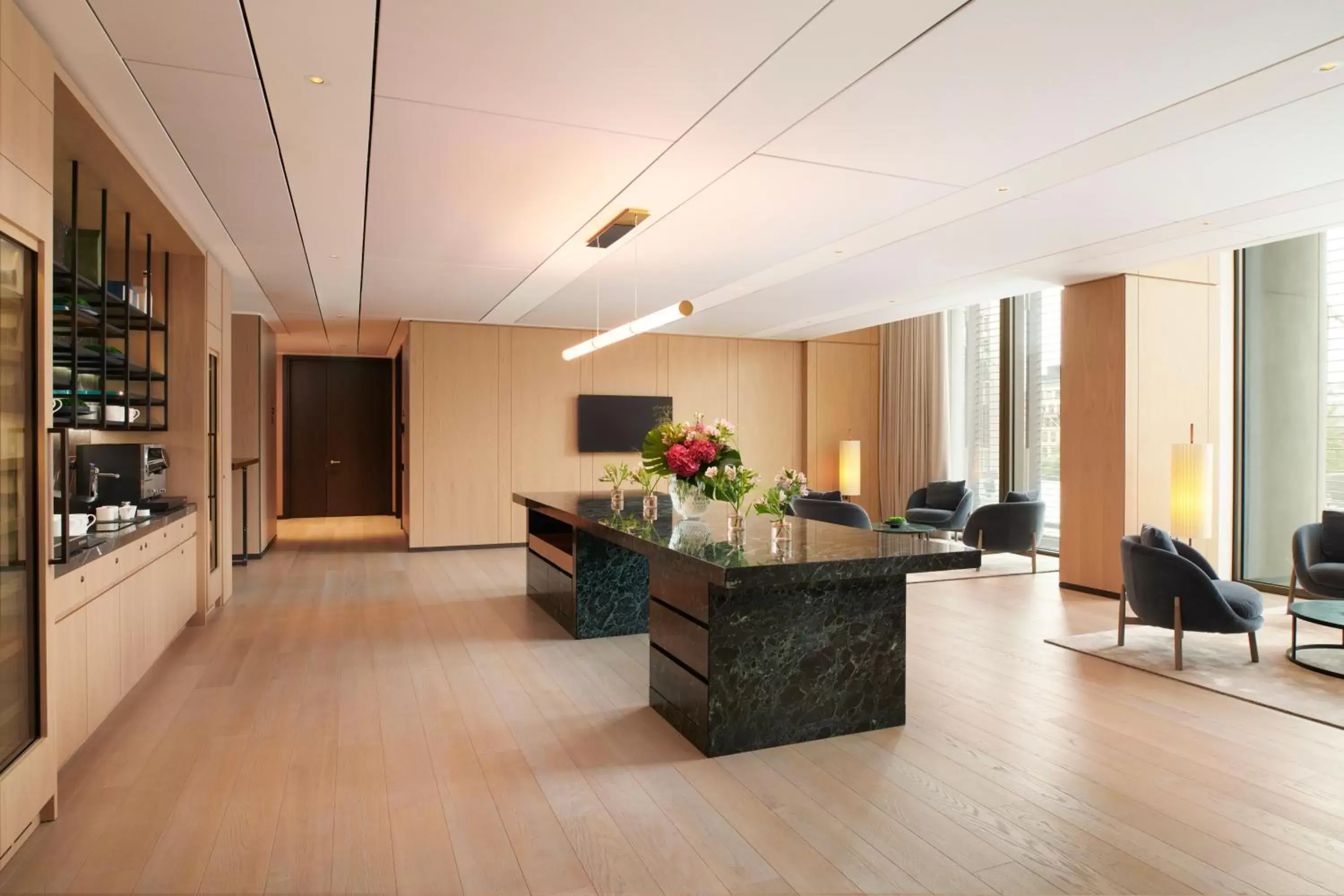 Meeting/conference room, Lobby/Reception in Pan Pacific London