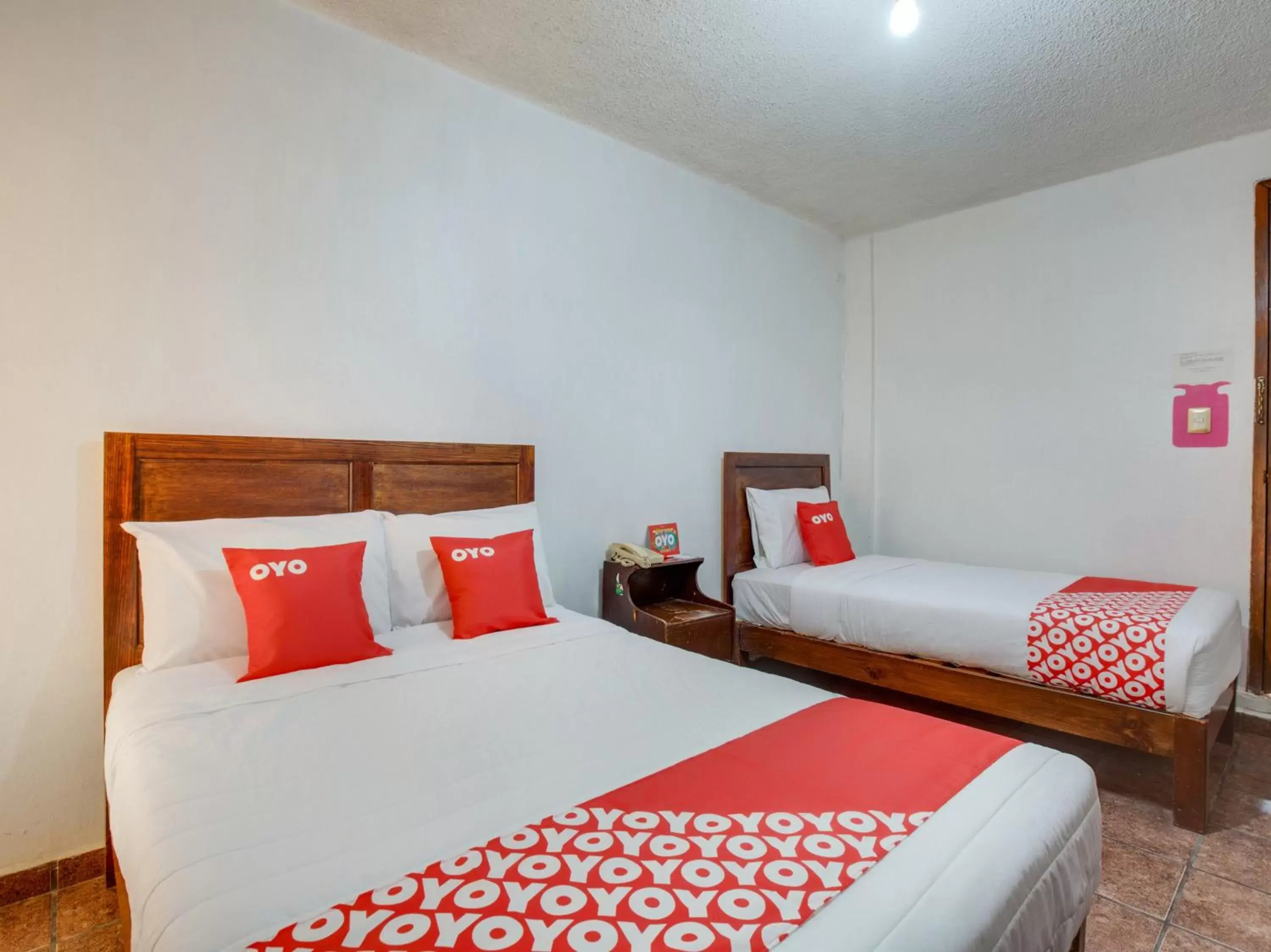 Standard Triple in OYO Hotel Huautla, Oaxaca Standard Triple in OYO Hotel Huautla, Oaxaca