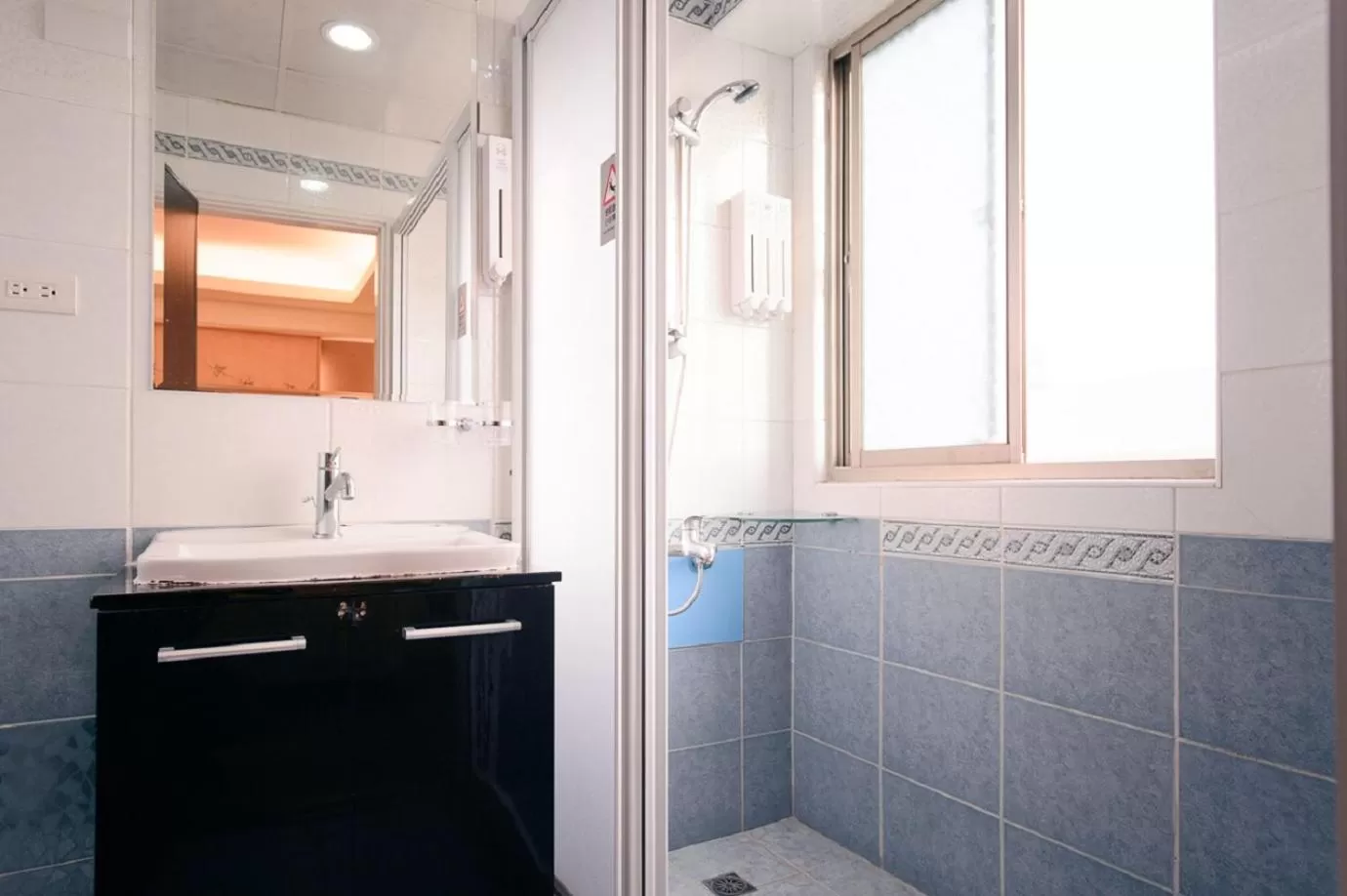 Bathroom in Kiwi Express Hotel - Kaohsiung Station