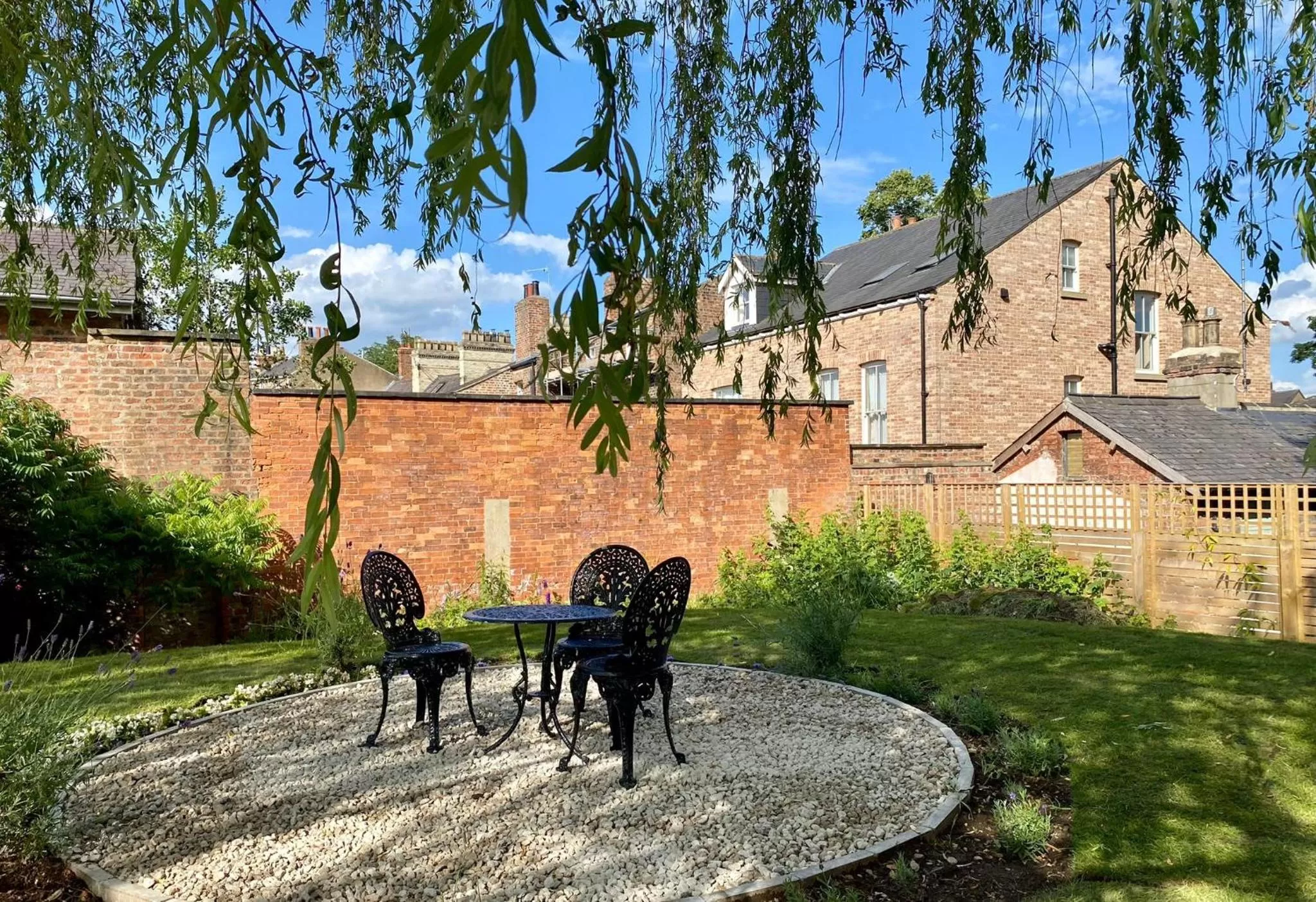 Property building in Railway House York by Chateau Anna