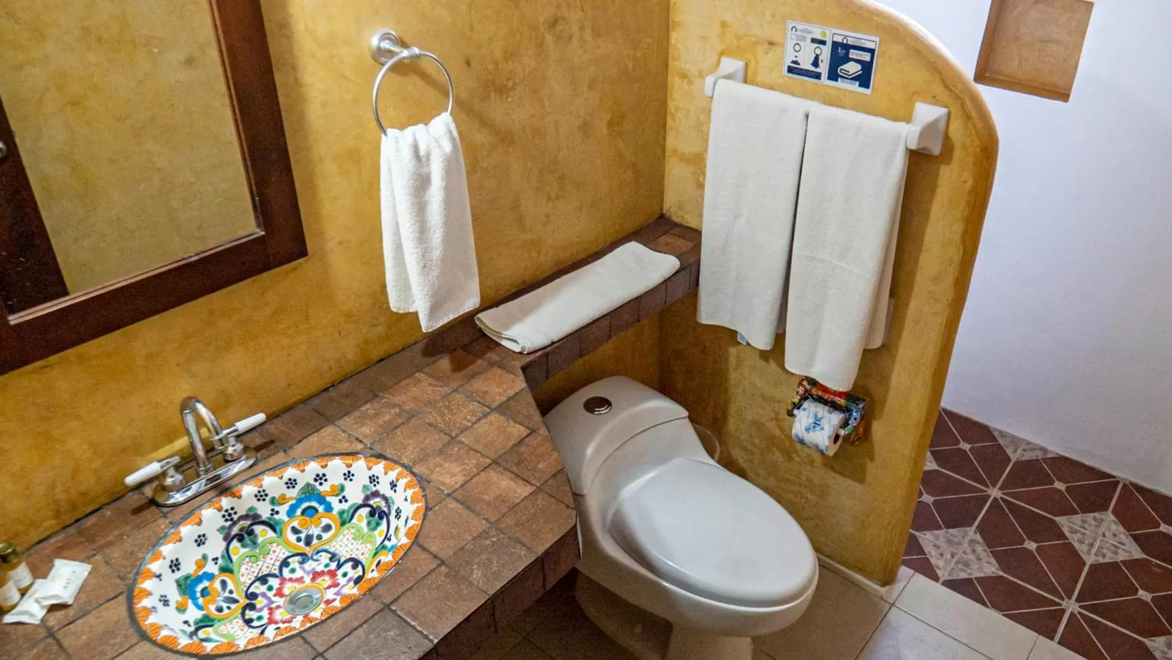 Bathroom in Hotel Casa de las Flores