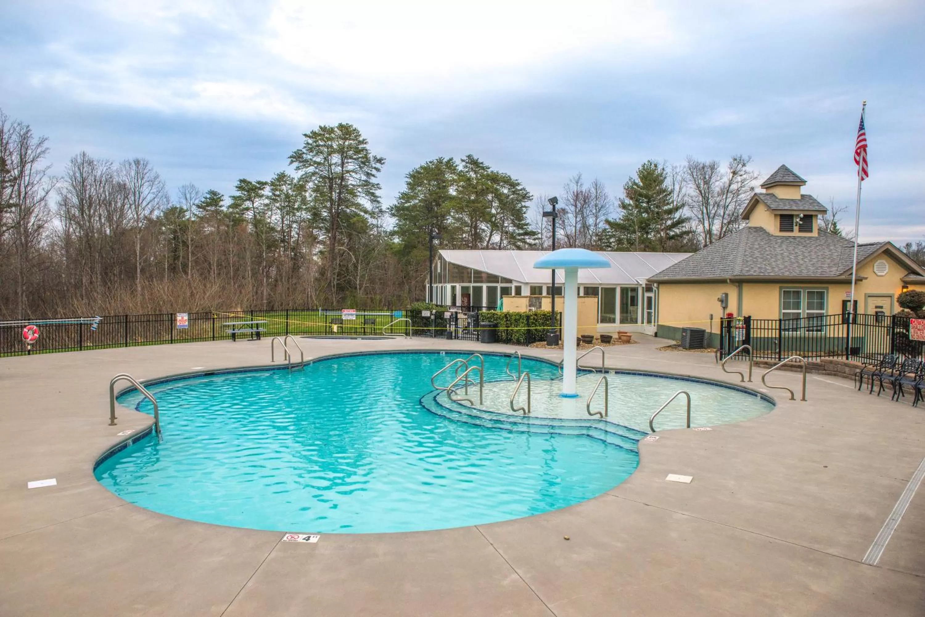 Swimming Pool in Richard's Retreat