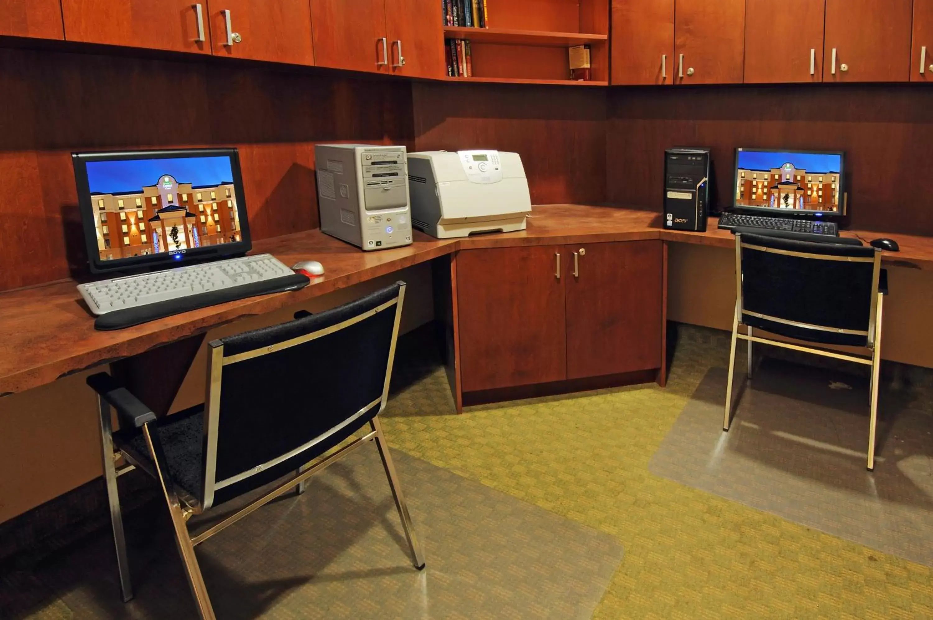 Other, Business Area/Conference Room in Holiday Inn Express Brampton, an IHG Hotel