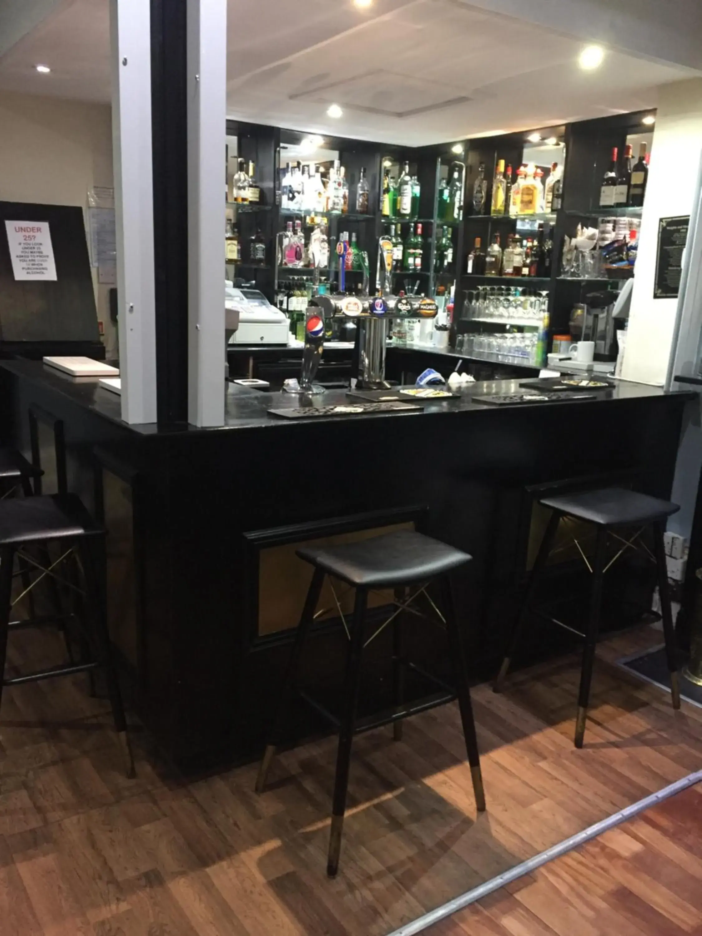 Lounge or bar, Lounge/Bar in The Gordon House Hotel