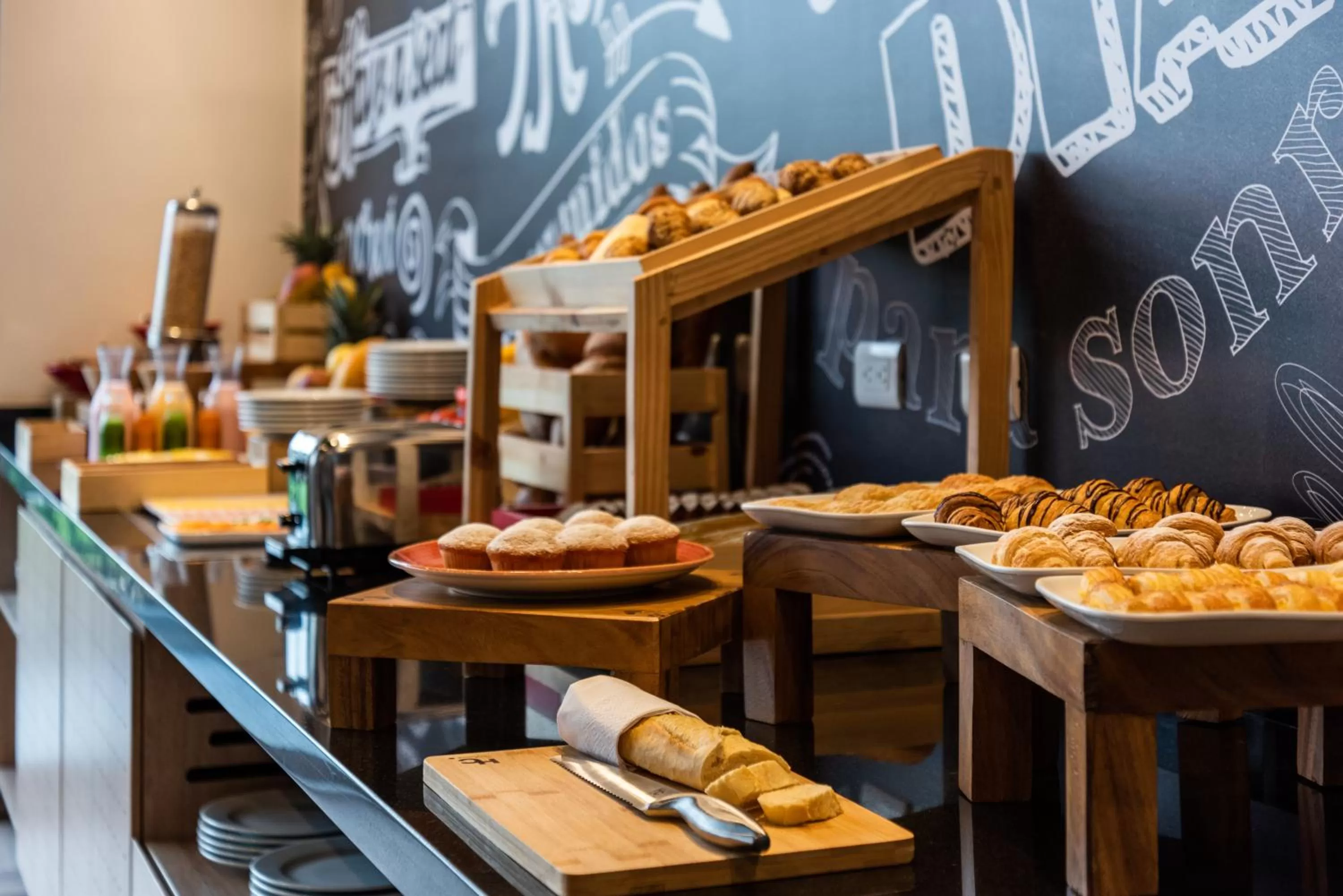 Breakfast in ibis Chia