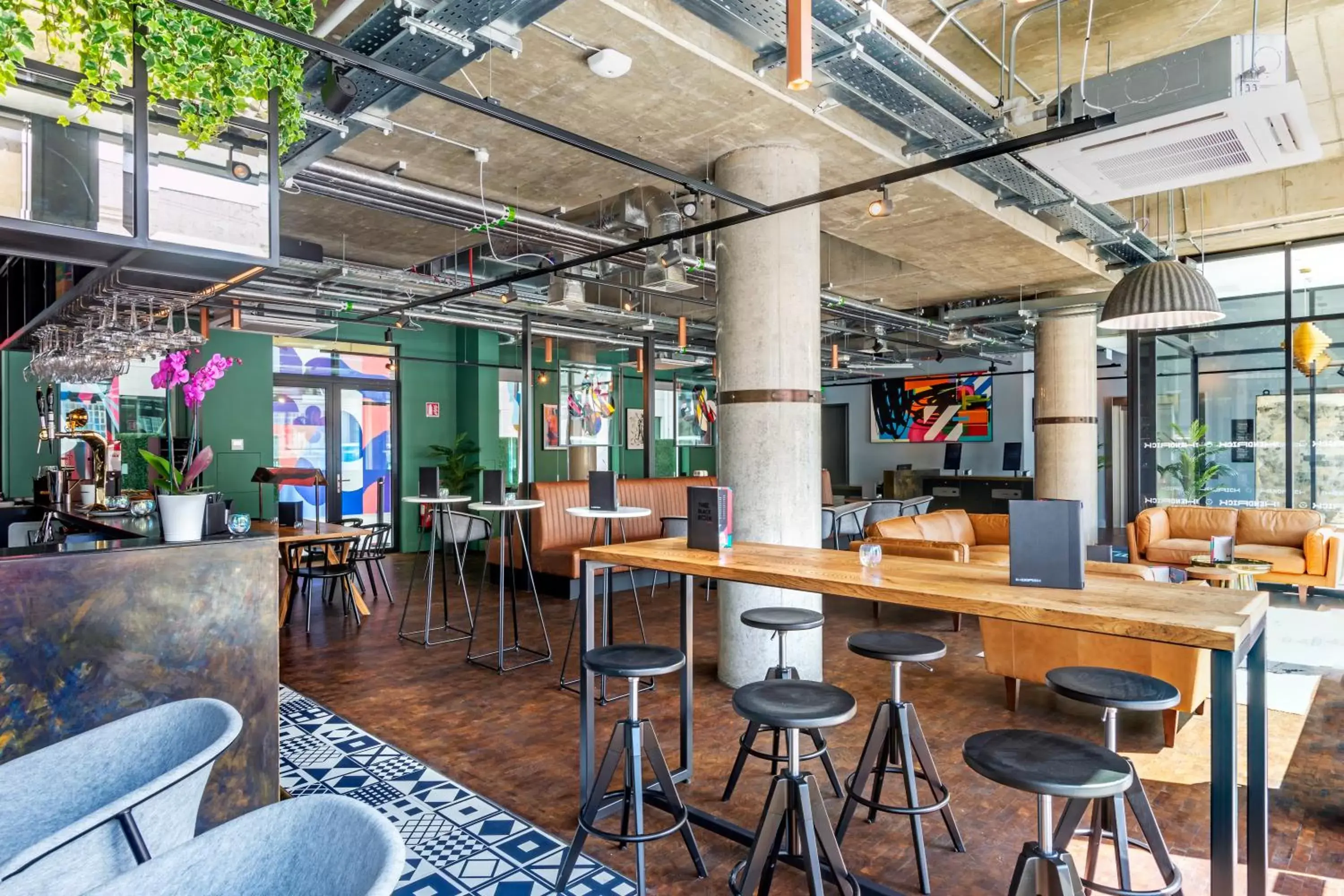 Lobby or reception, Lounge/Bar in The Hendrick Smithfield