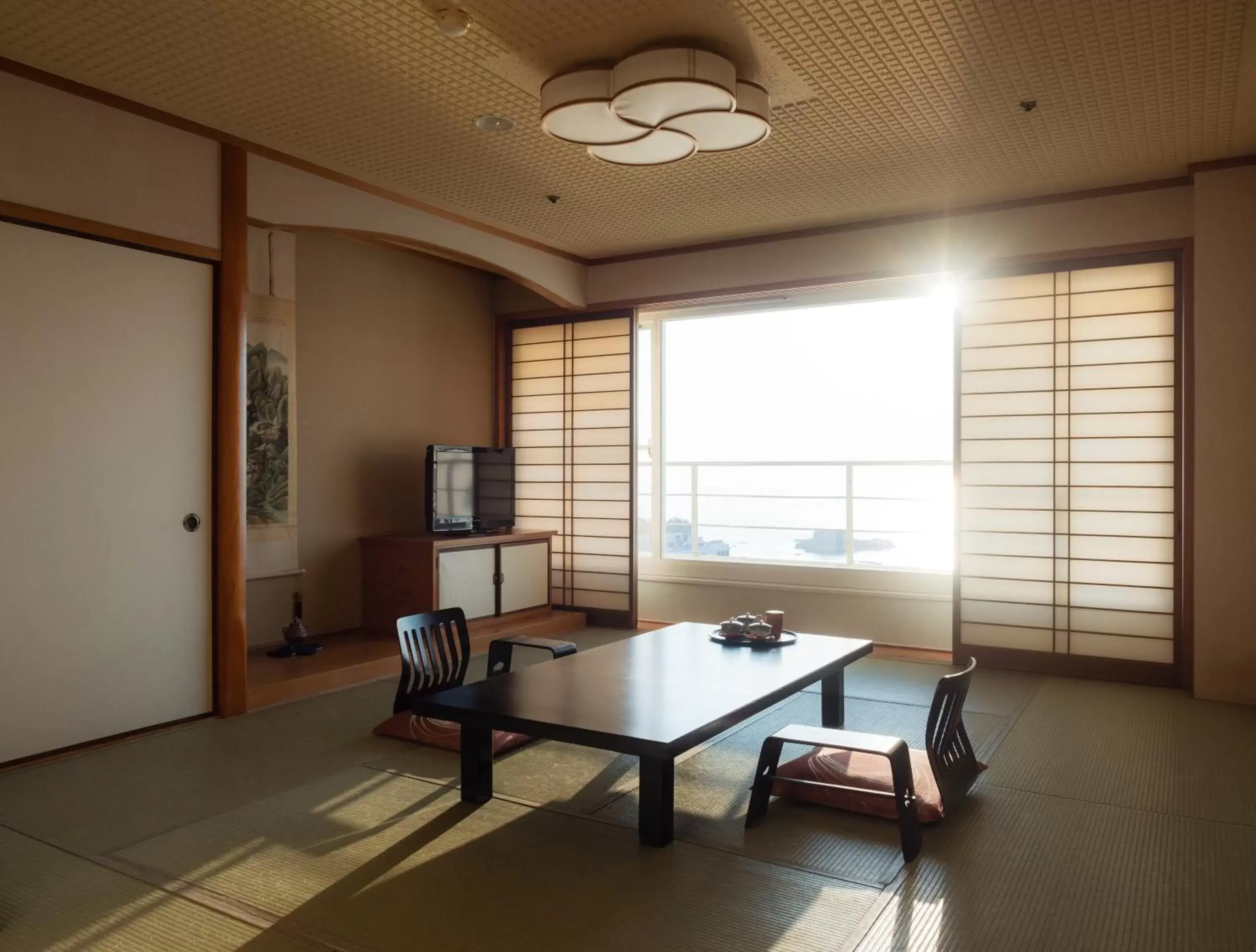 Sea view, Seating Area in Shirahama Key Terrace Hotel Seamore