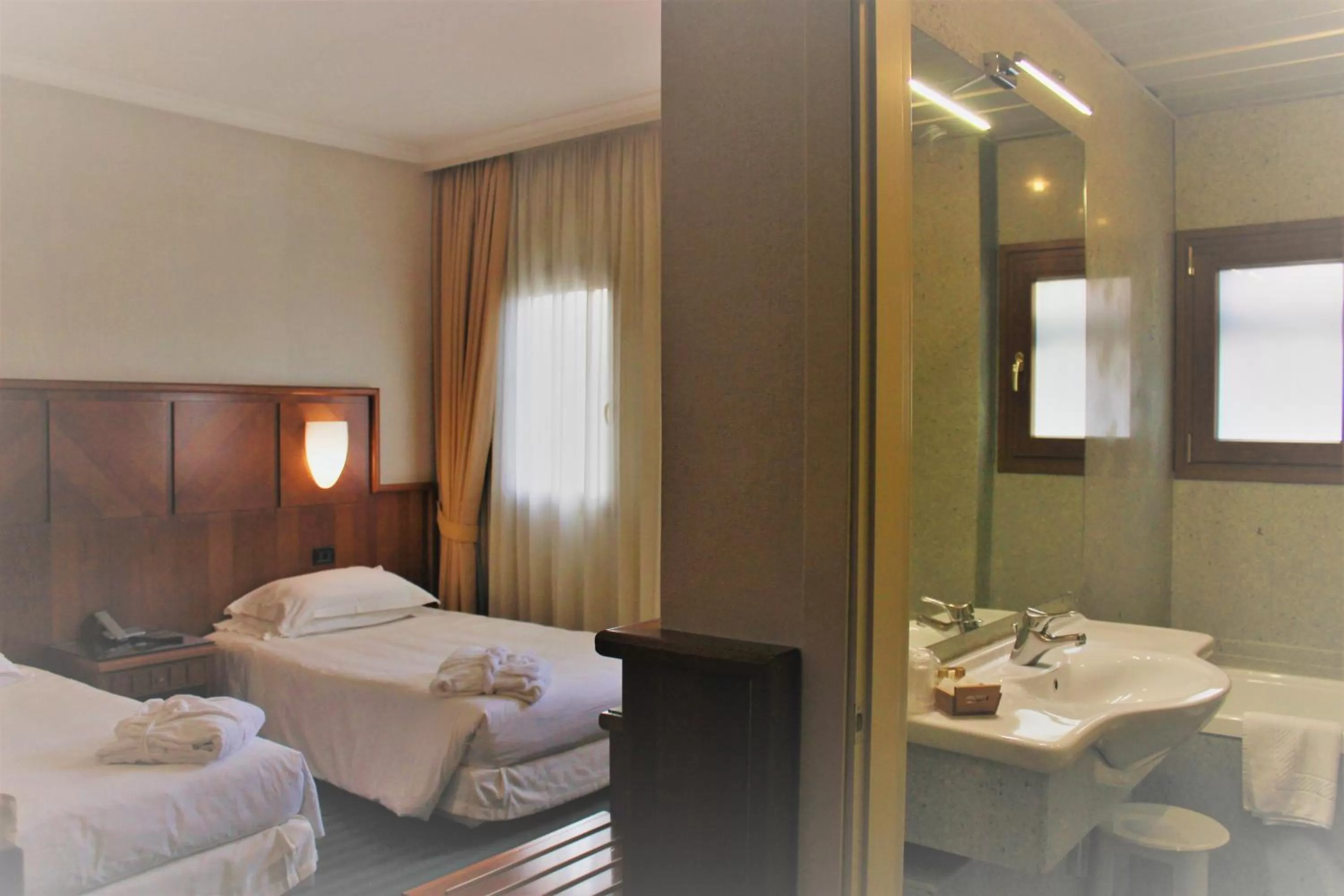 Photo of the whole room, Bed in Hotel Antico Mulino