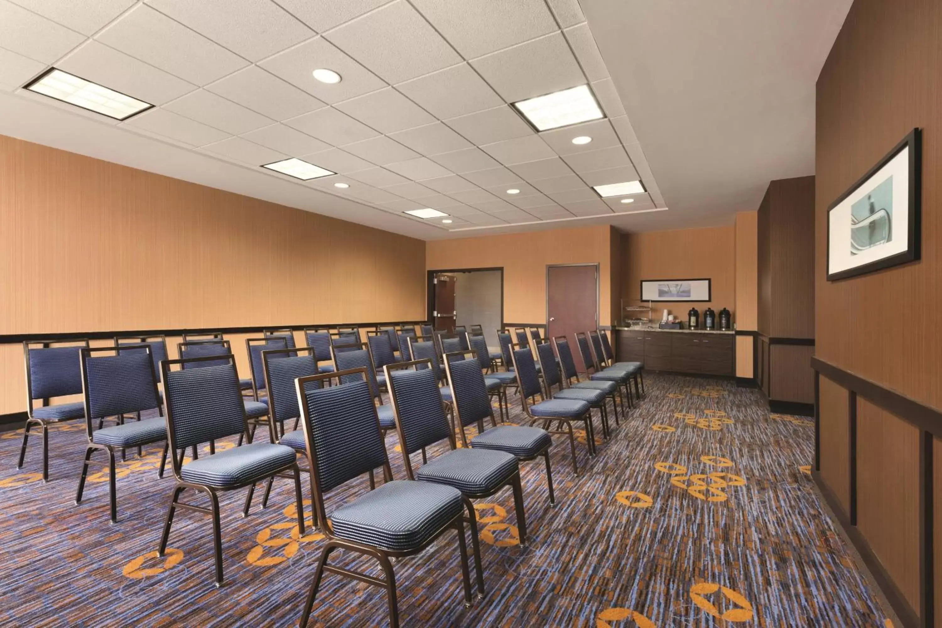 Meeting/conference room in Courtyard by Marriott Salisbury