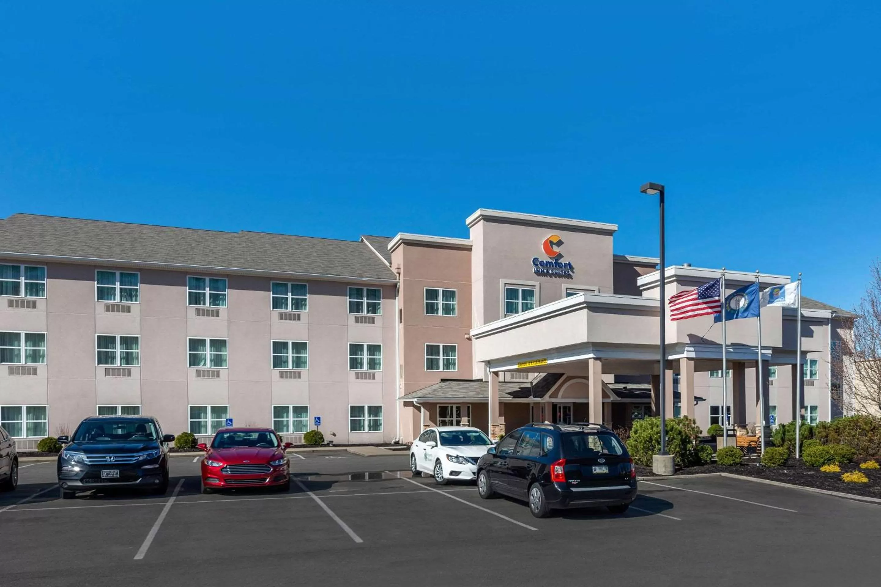 Property building in Comfort Inn & Suites Northern Kentucky
