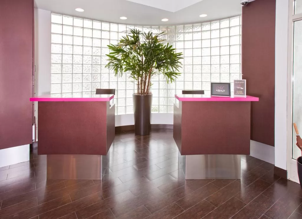 Lobby or reception in Menlo Park Inn