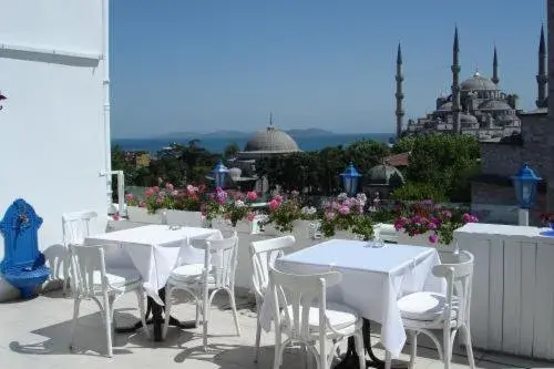 Restaurant/Places to Eat in Hotel Sultanahmet