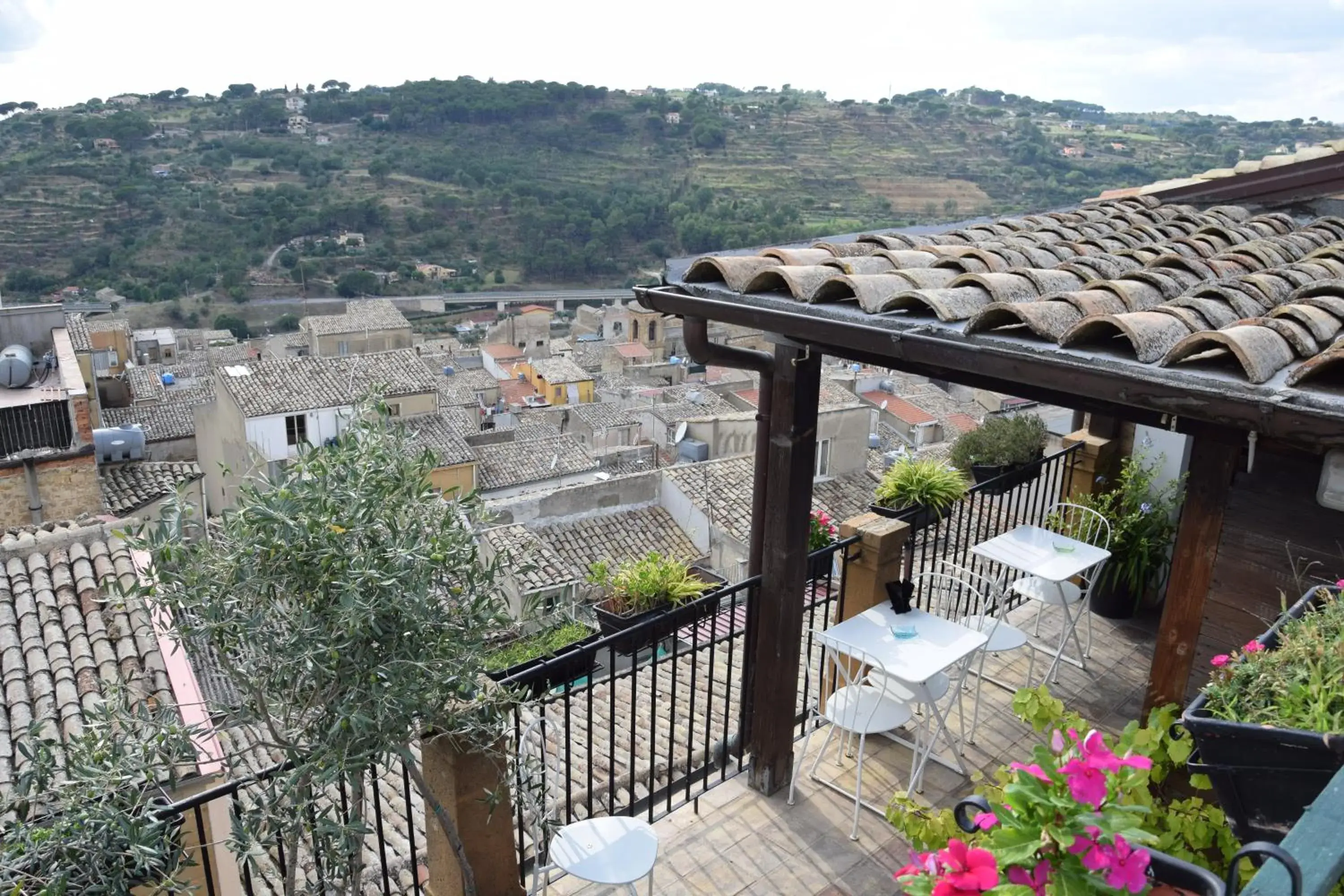 Balcony/Terrace in Suite D'Autore Art Design Gallery