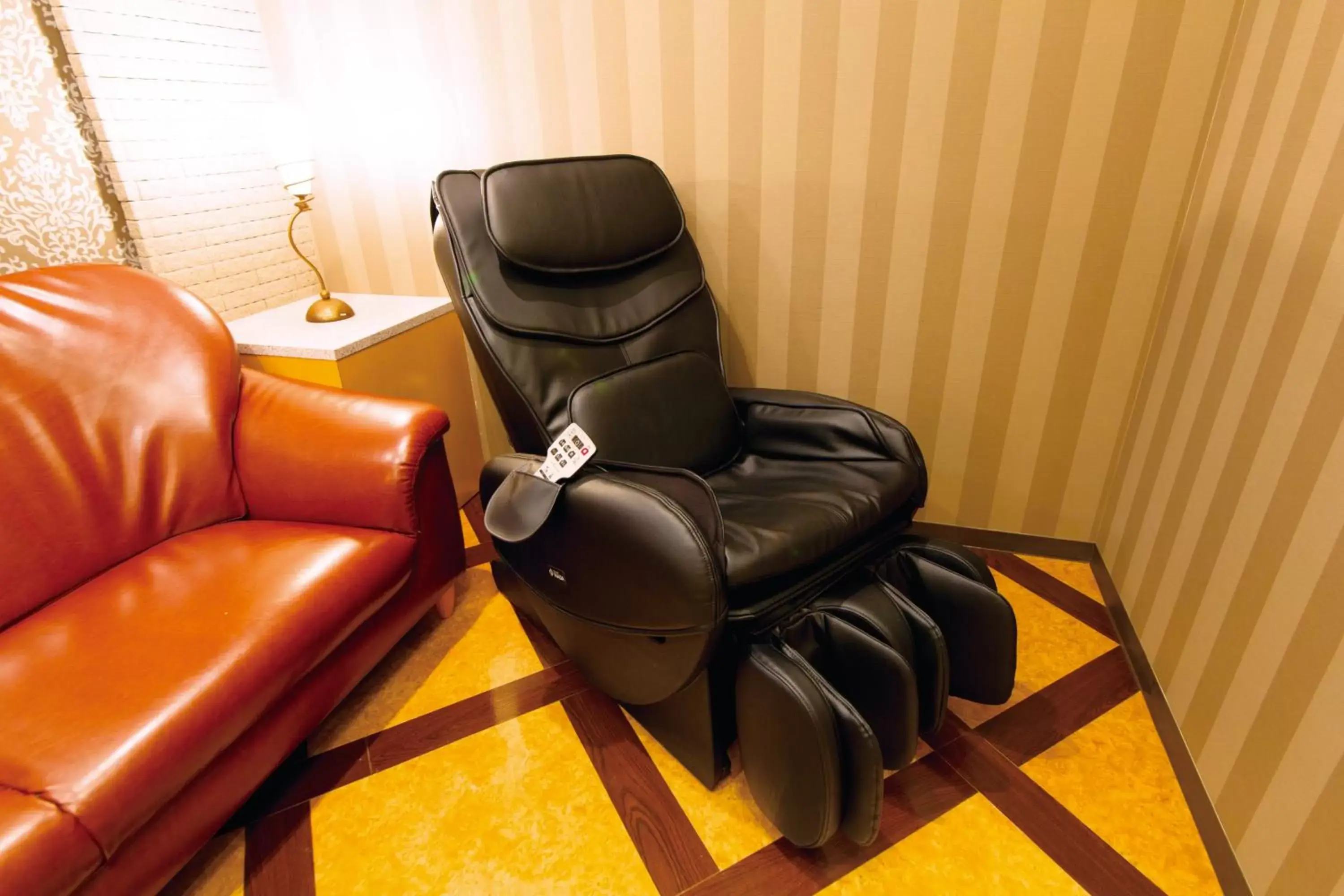 Seating Area in Hotel Eldia Luxury Kobe (Adult Only)