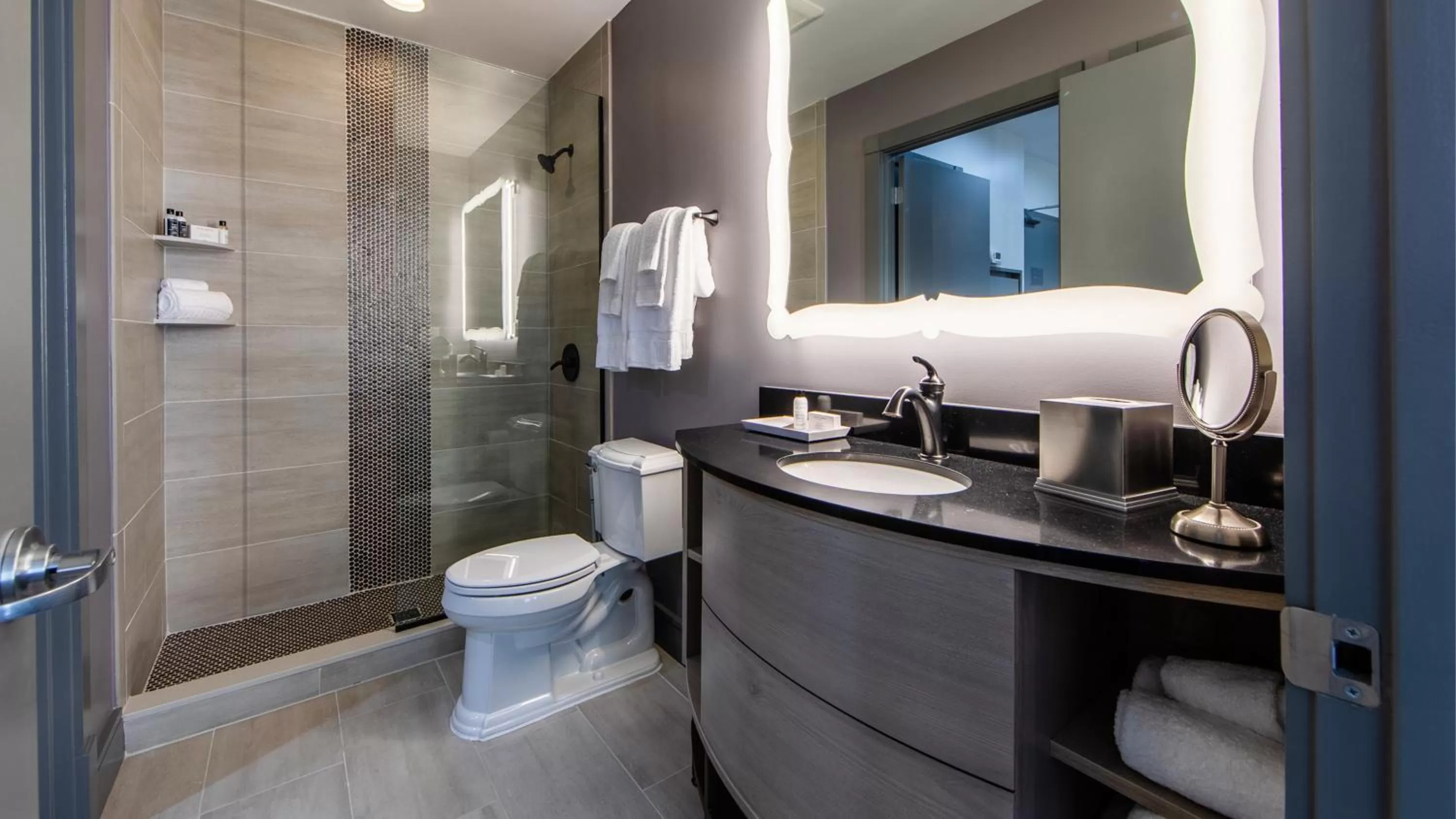 Bathroom in Holiday Inn Club Vacations New Orleans Resort