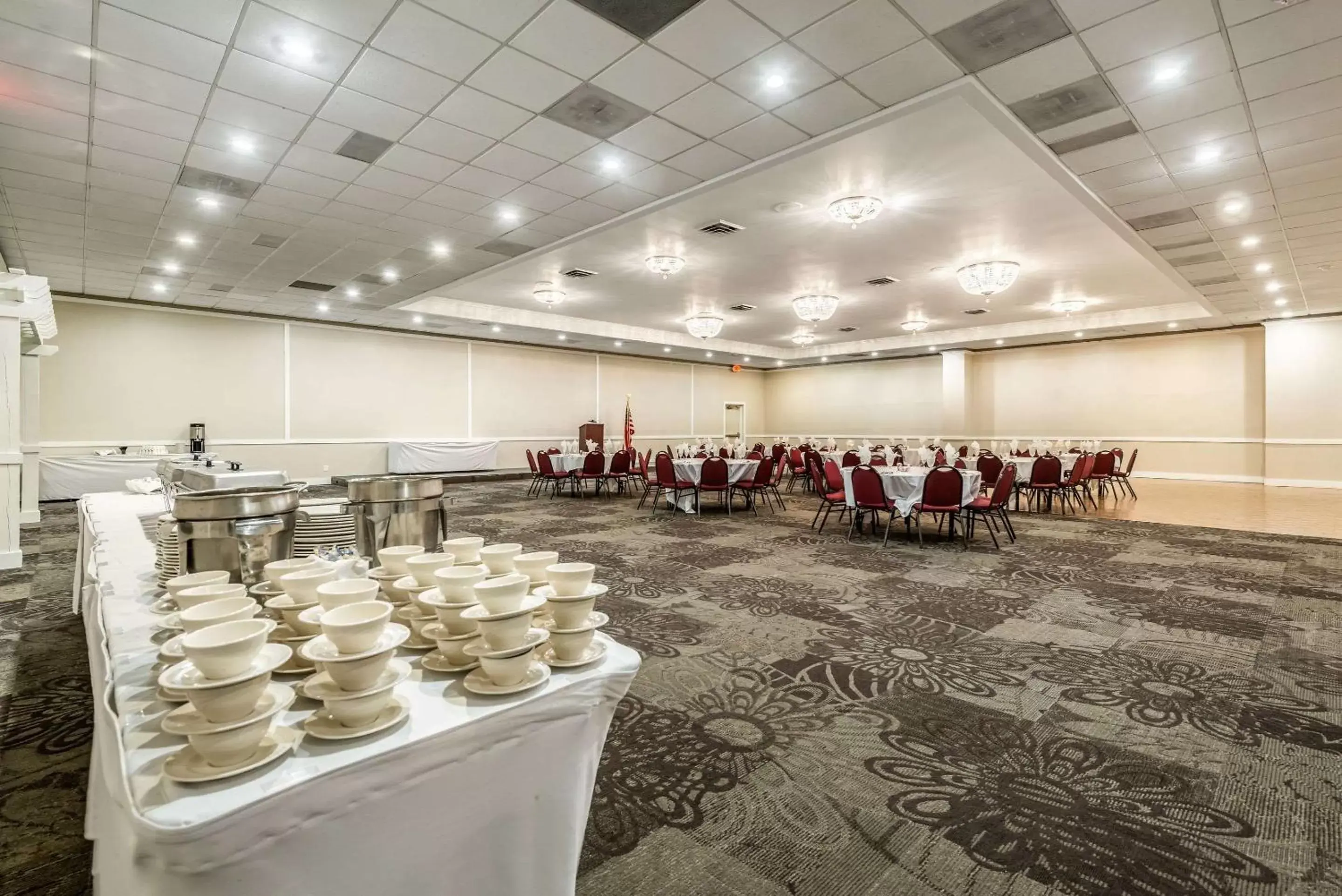 On site, Banquet Facilities in Quality Inn Bradley- Bourbonnais