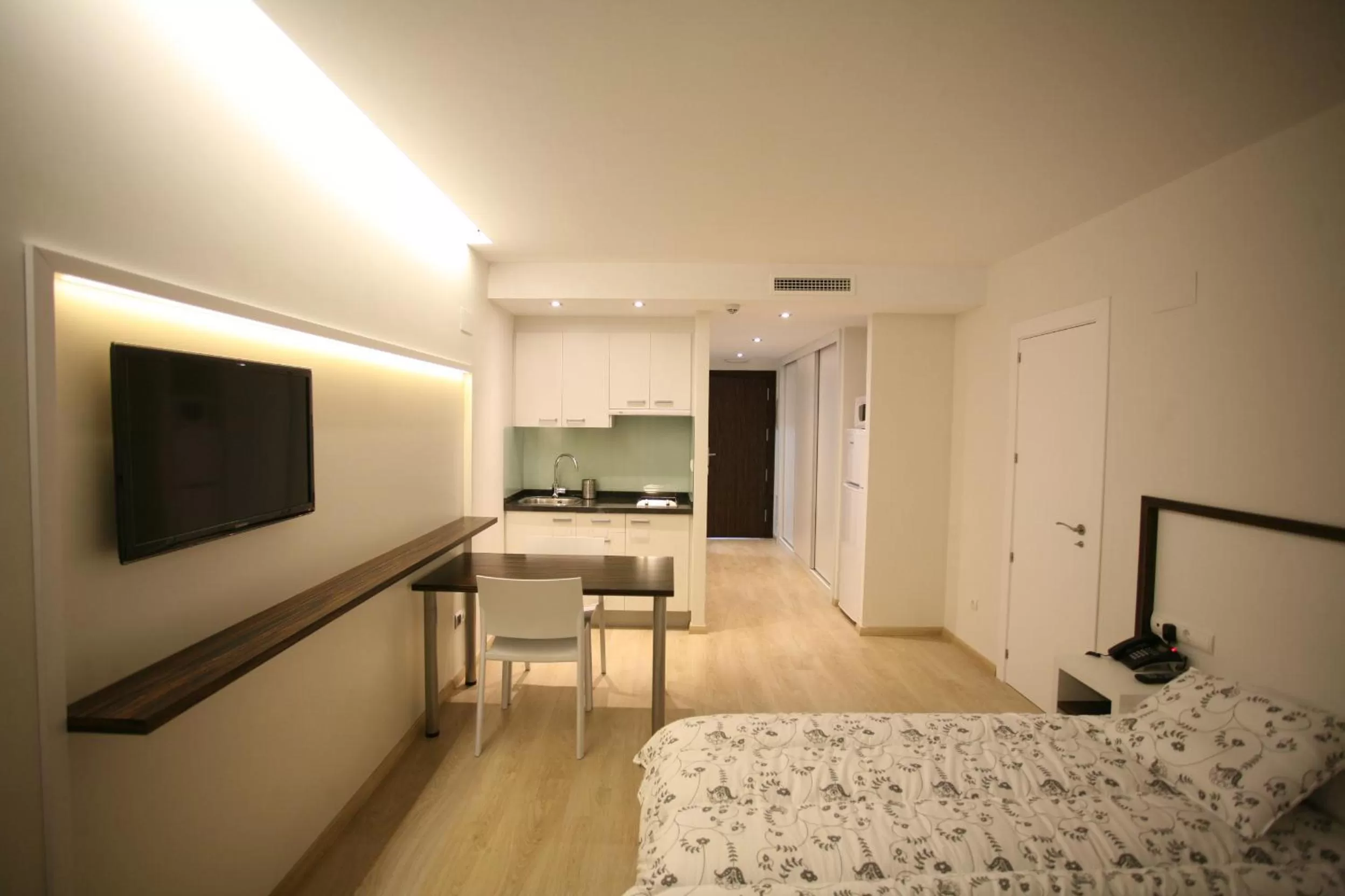 Photo of the whole room, Bed in ApartHotel Playa Oliva