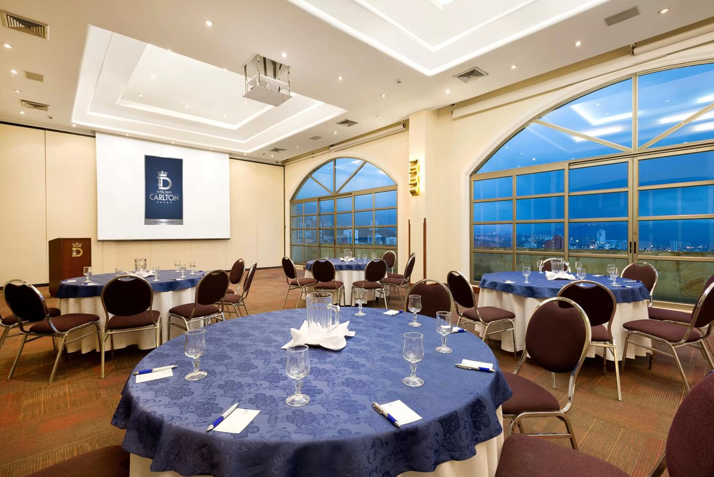 Business facilities in Hotel Dann Carlton Bucaramanga