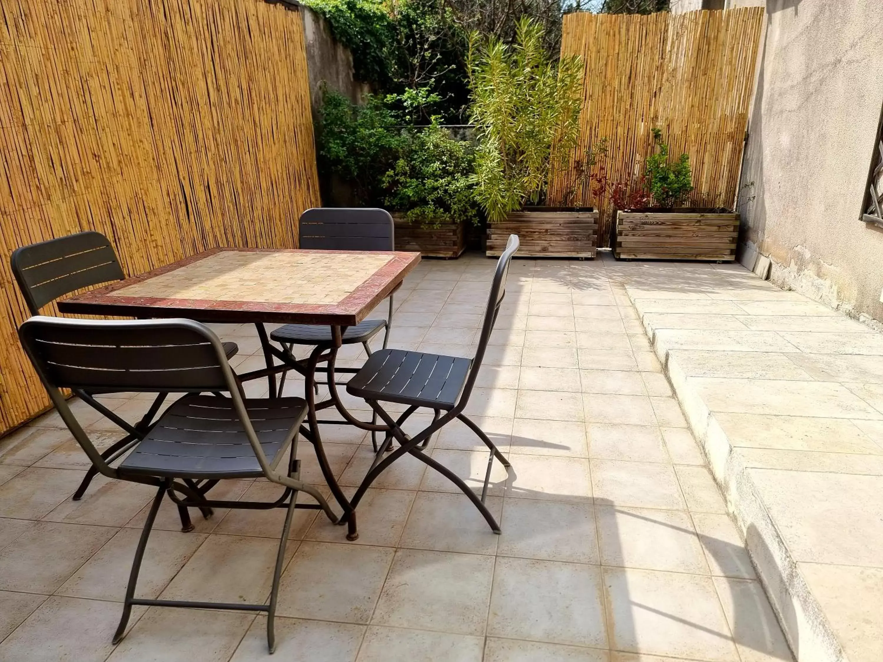 Patio, Patio/Outdoor Area in Castillon Des Baux