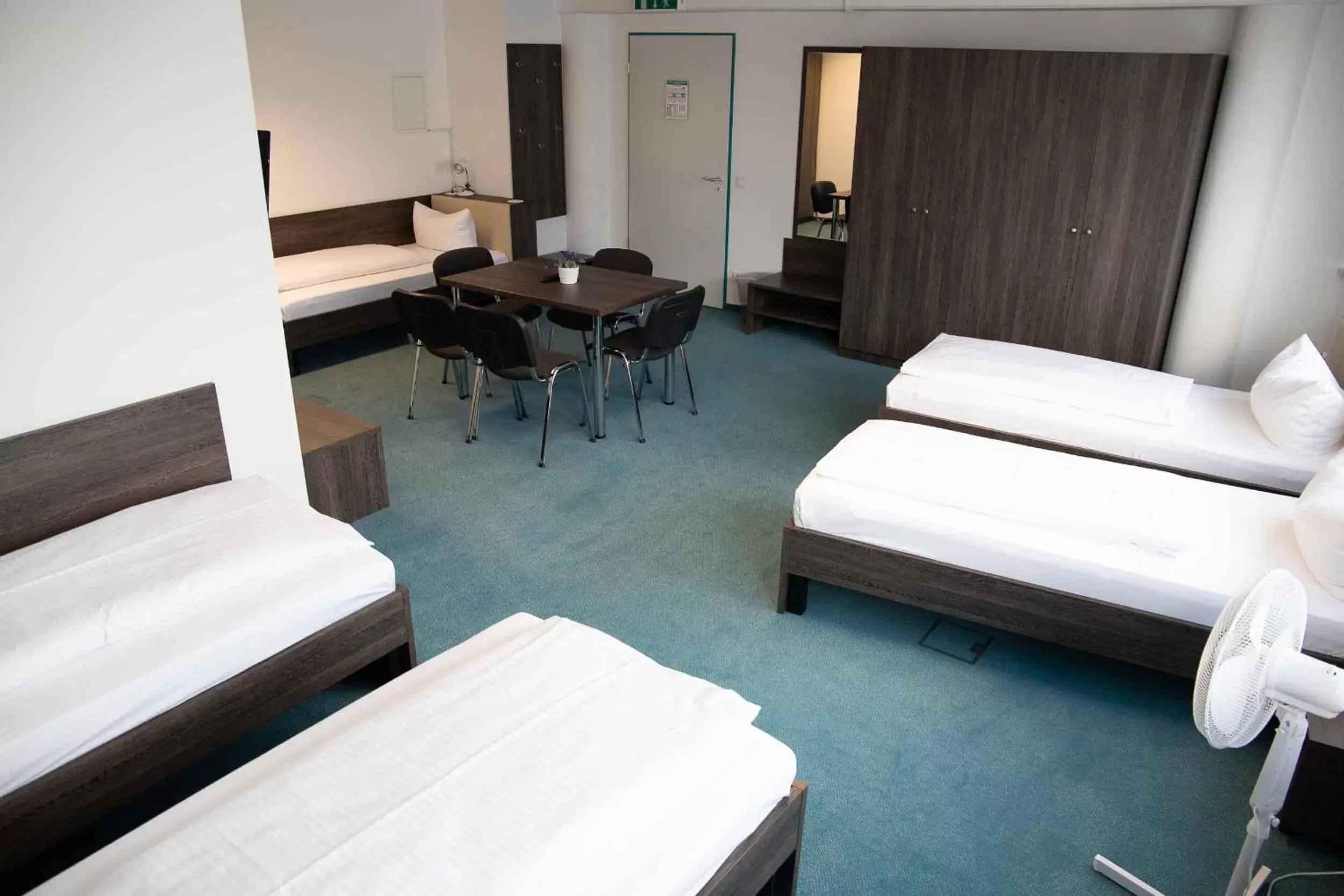 Family Room with Bathroom in Hotel Le Village Family Room with Bathroom in Hotel Le Village