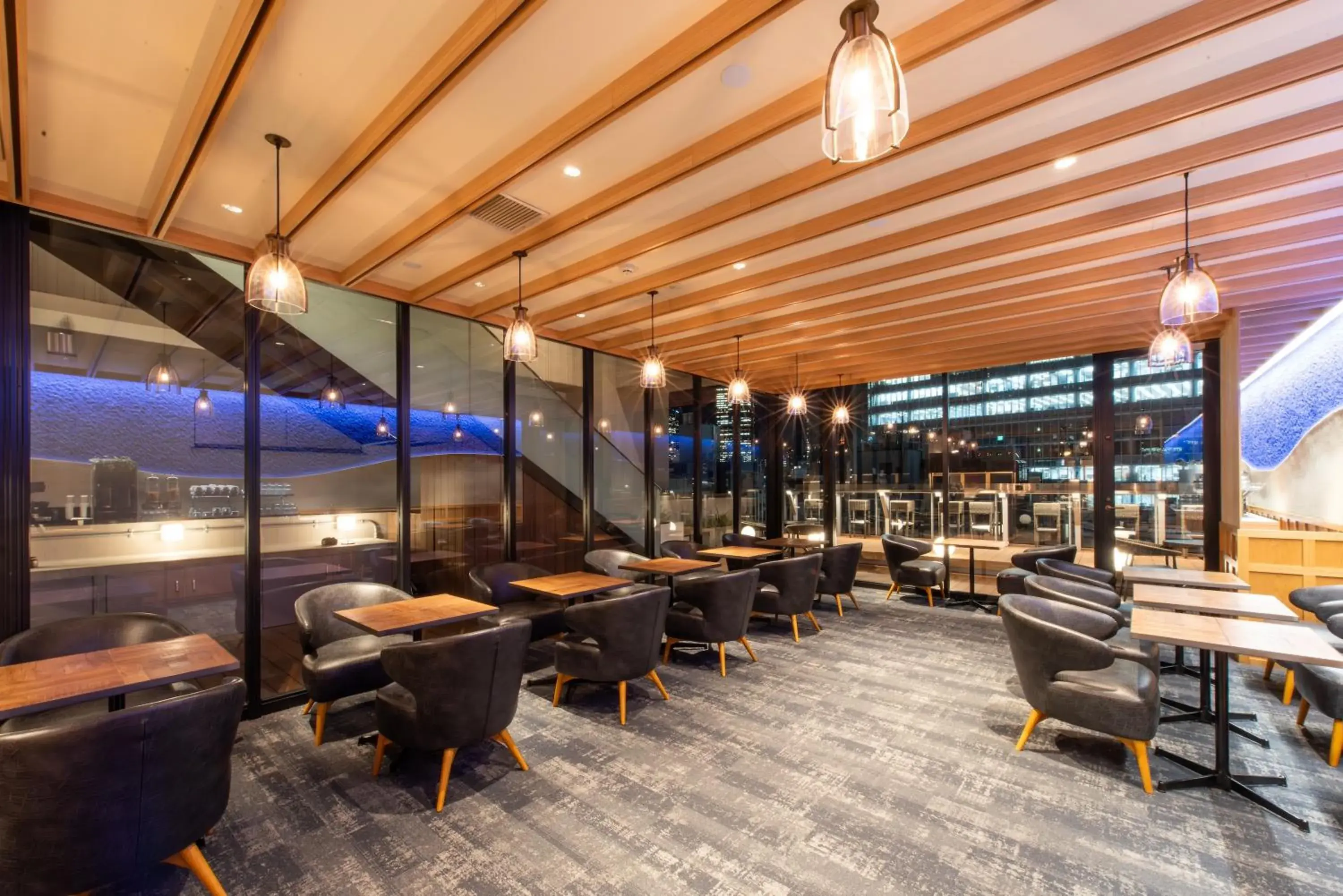 Restaurant/places to eat, Lounge/Bar in HOTEL HILLARYS Akasaka