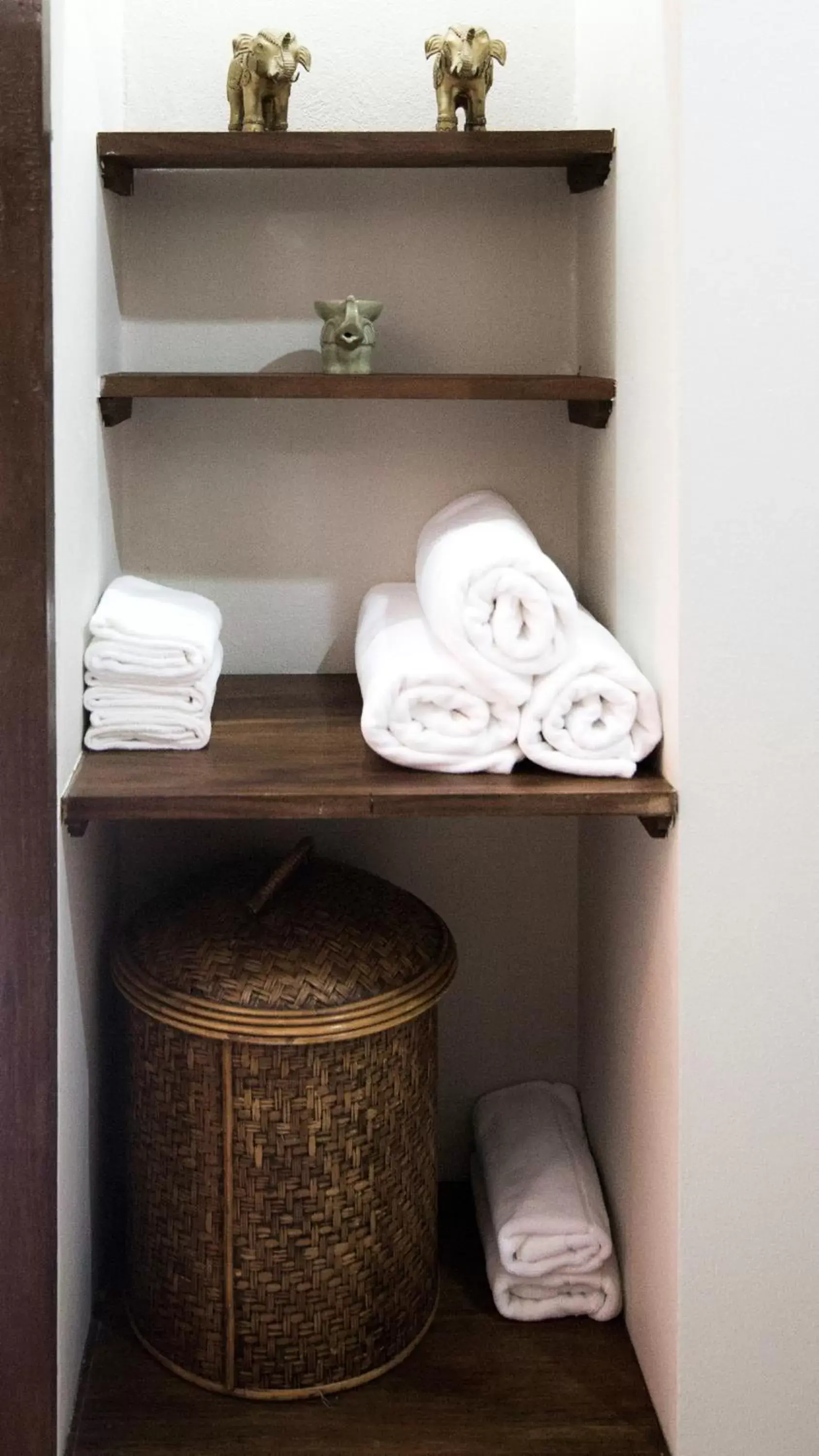 Bathroom in Tharaburi Resort