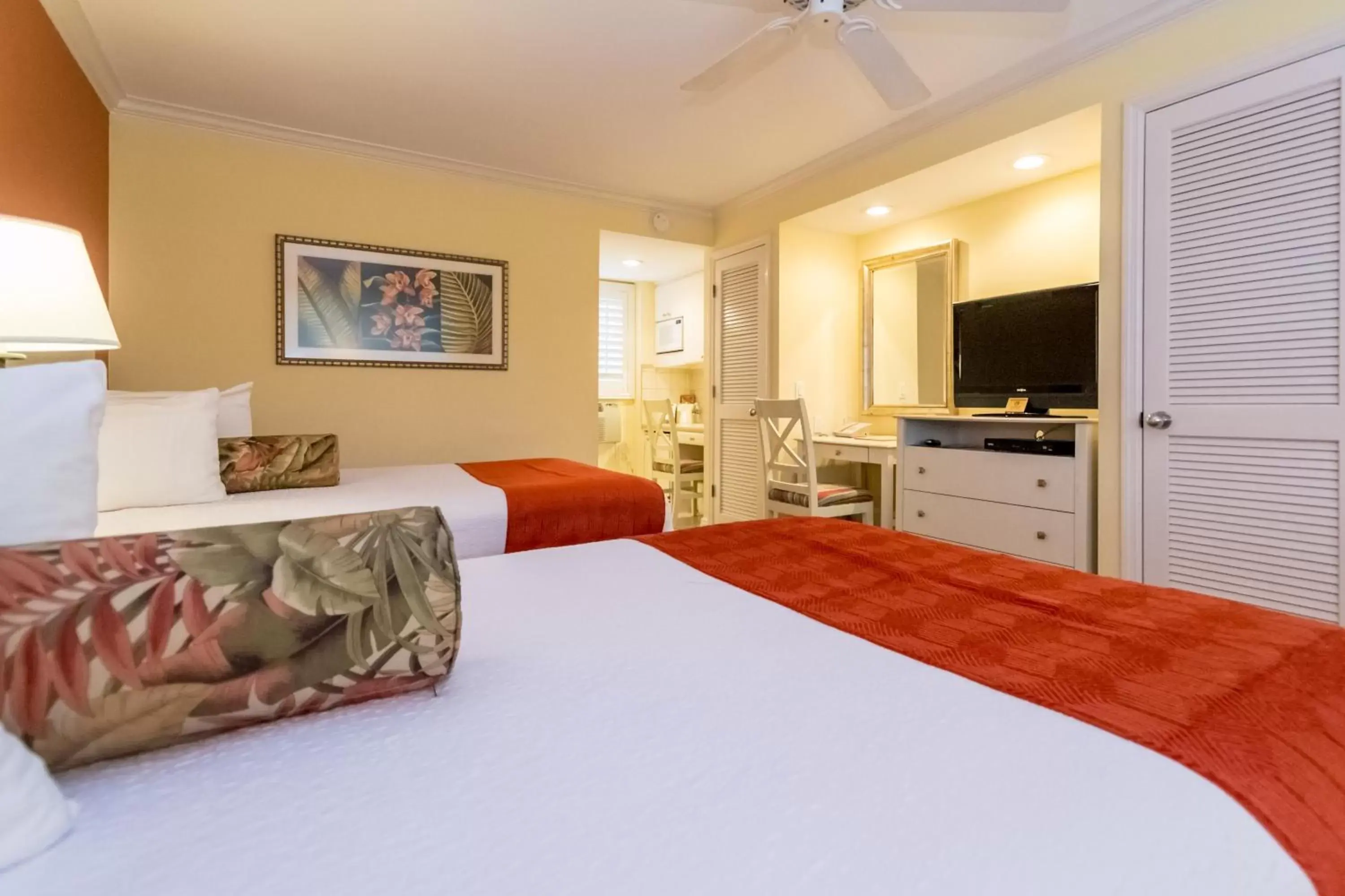 Bed in Inn at the Beach-Venice Florida