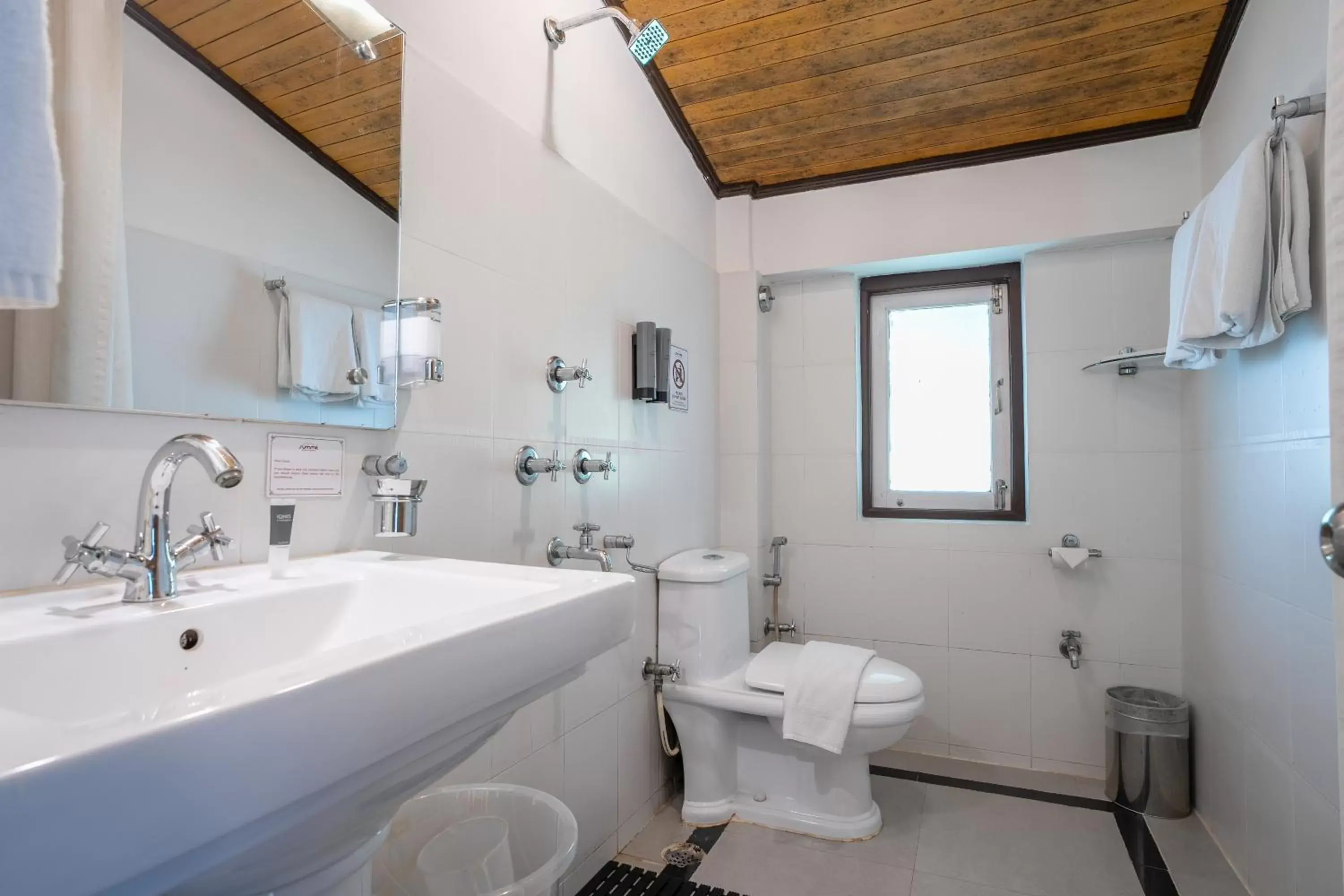 Bathroom in Summit Norling Resort & Spa
