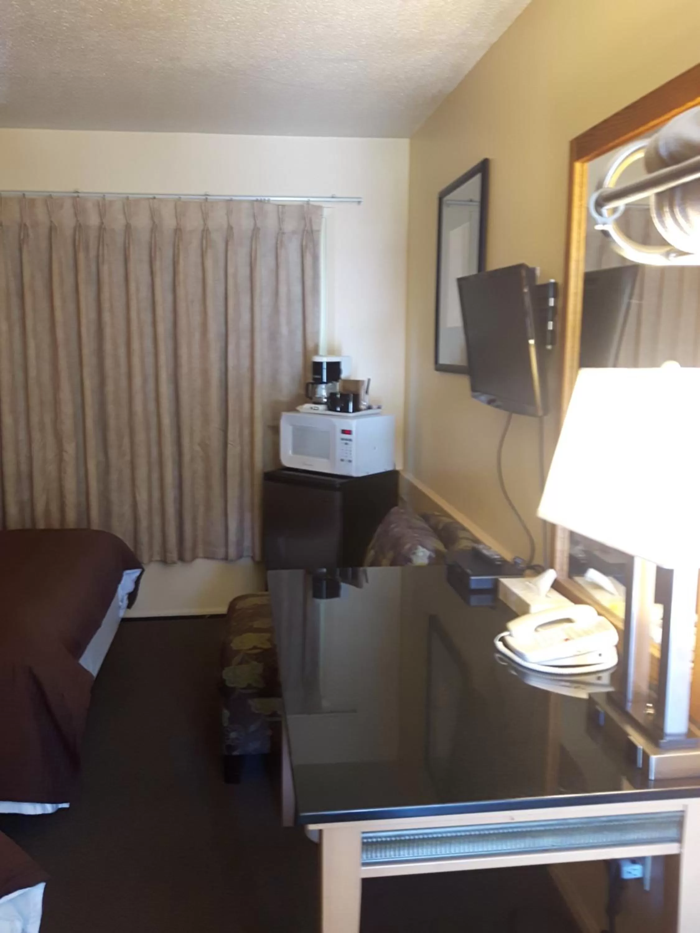 Fuller Lake Chemainus Motel