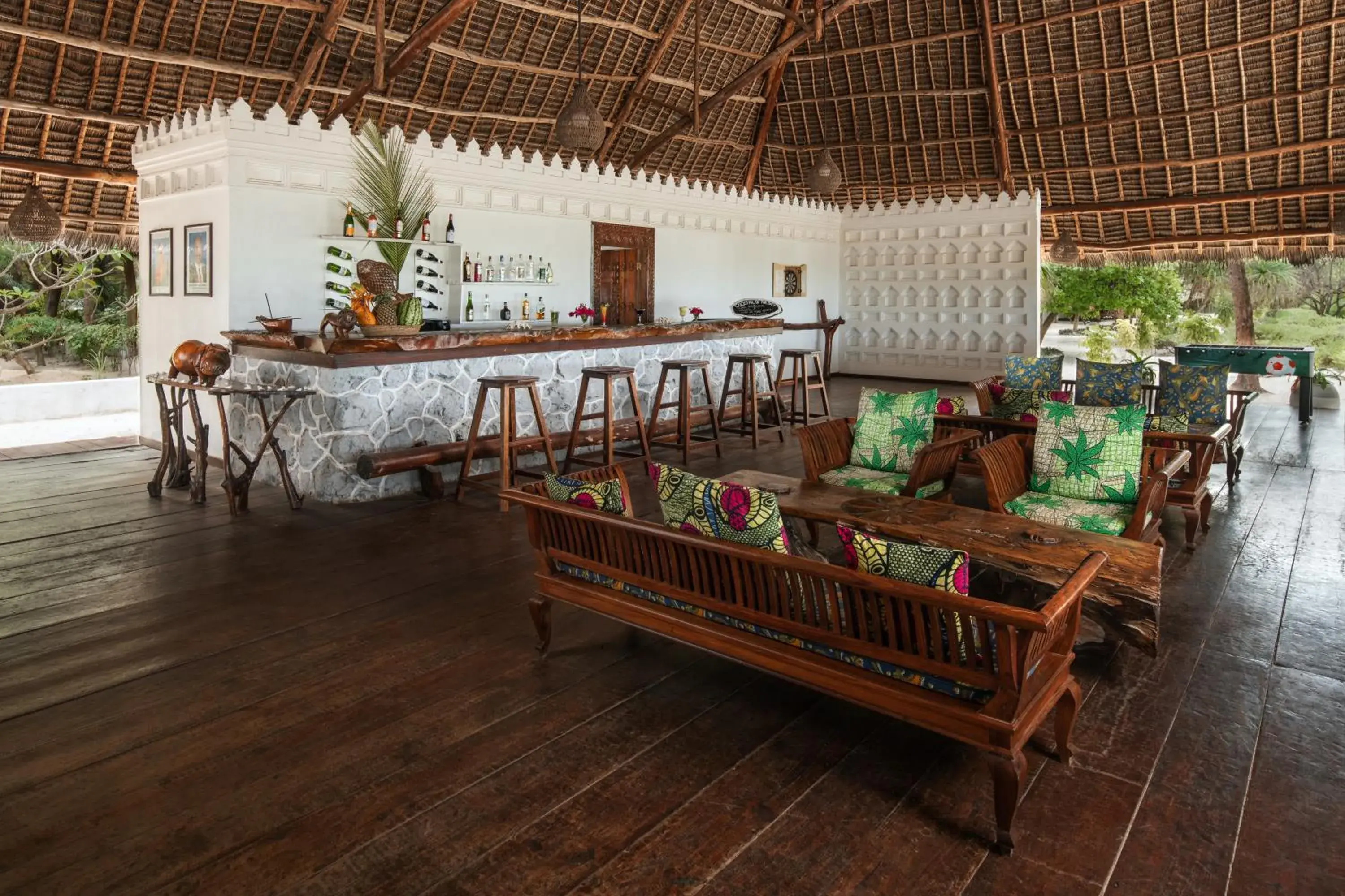 Lounge or bar in Hakuna Majiwe Beach Lodge Zanzibar