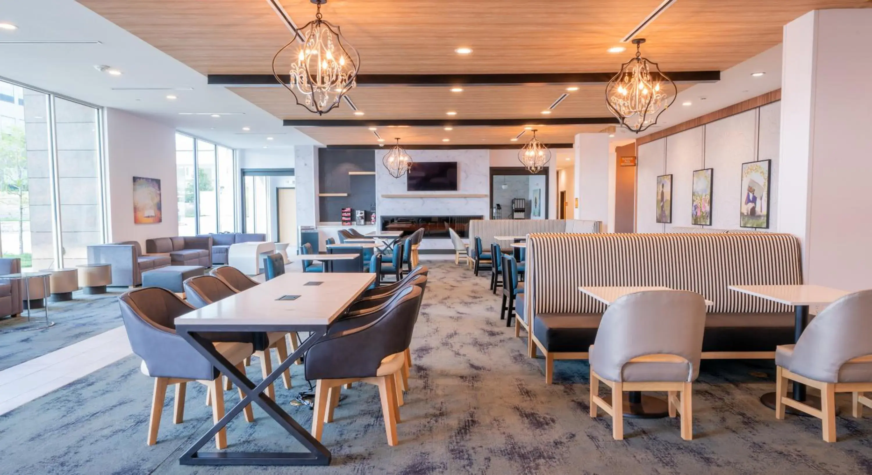 Restaurant/Places to Eat in La Quinta Inn & Suites by Wyndham Austin Parmer Tech Ridge