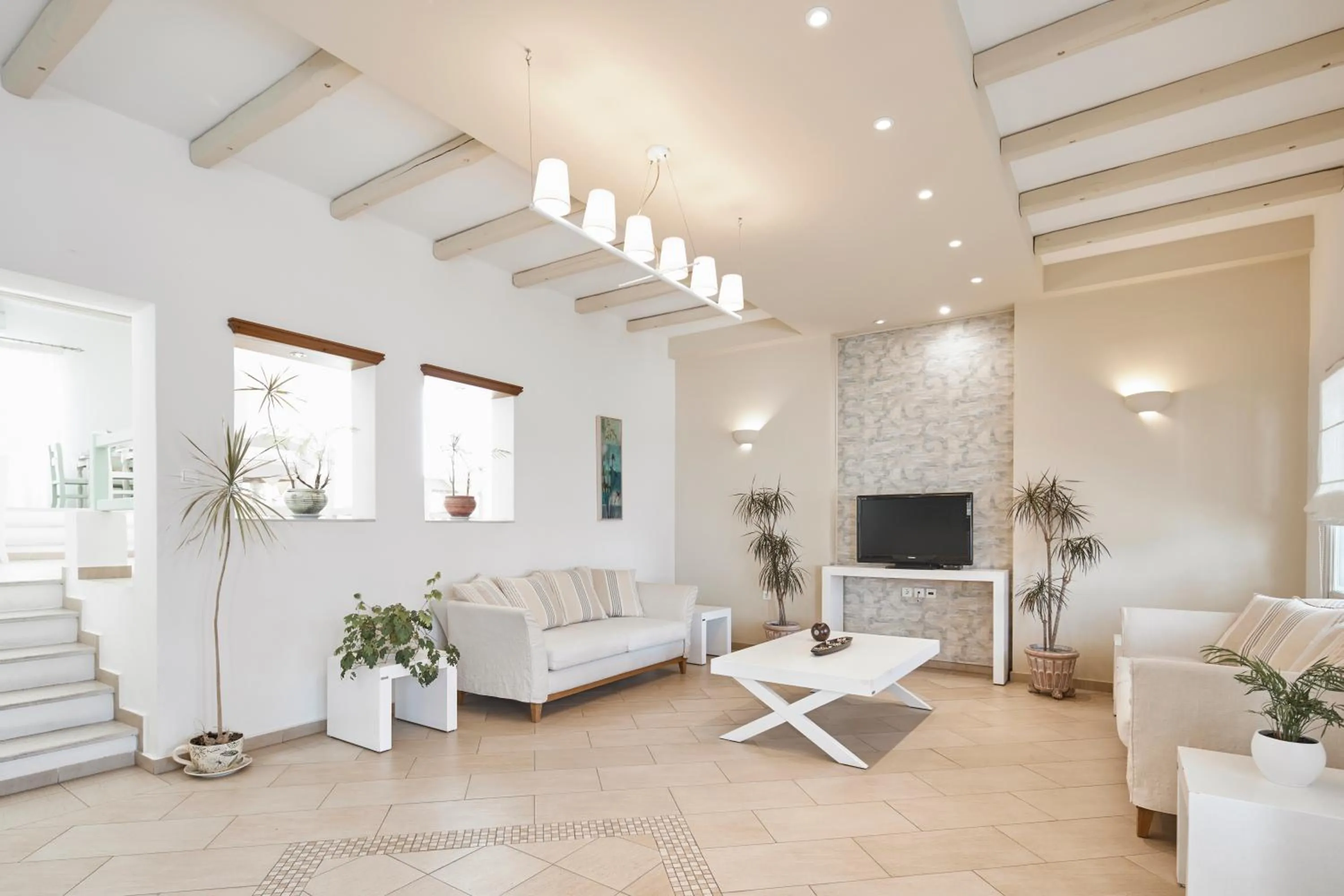 Time of day in Nissos Thira