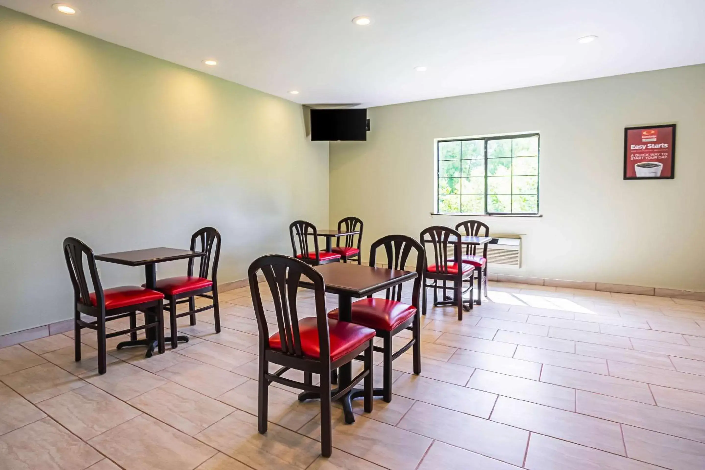 Restaurant/places to eat, Dining Area in Econo Lodge Inn & Suites Ripley