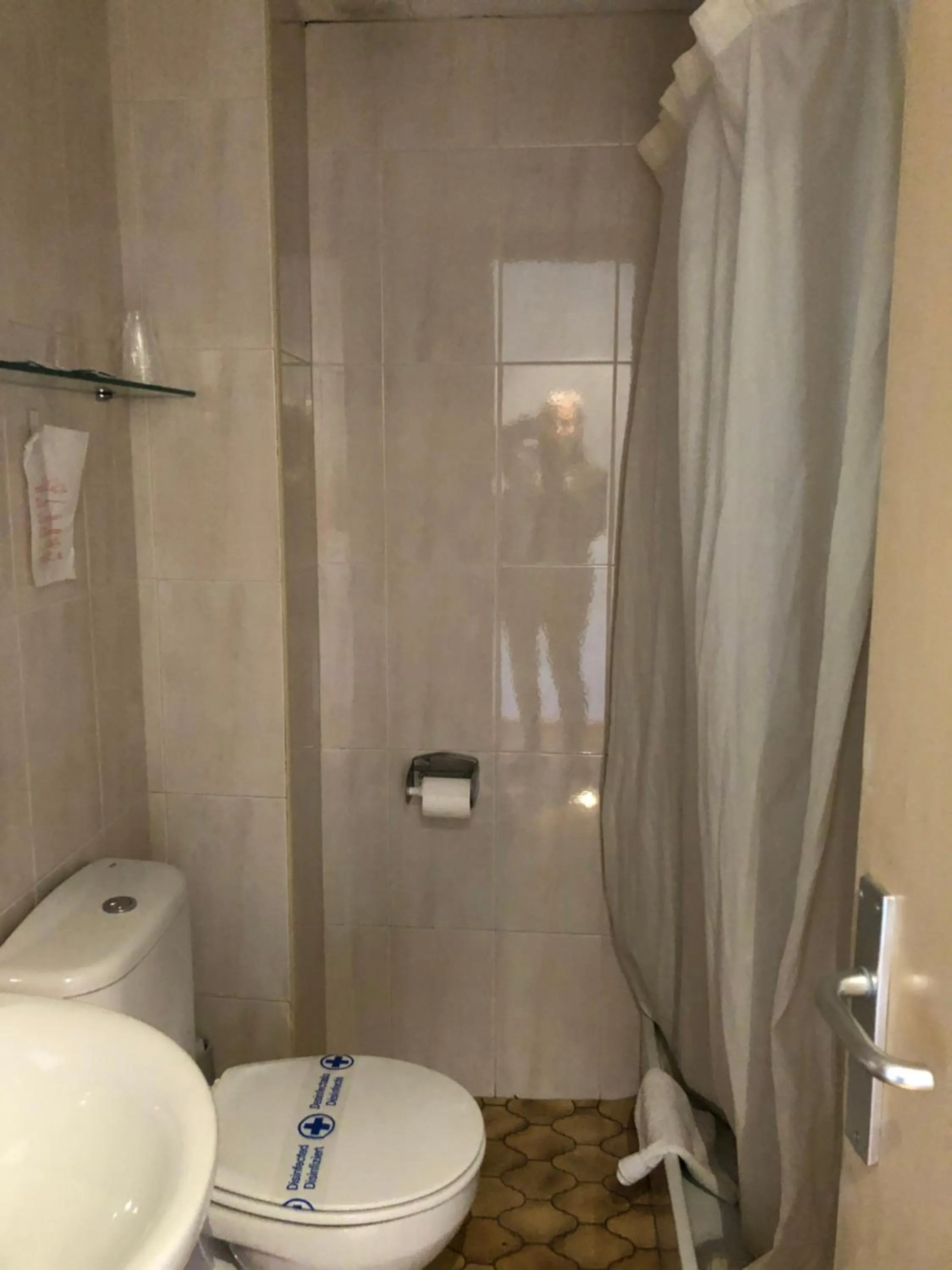 Bathroom in Hotel Refugi dels Isards