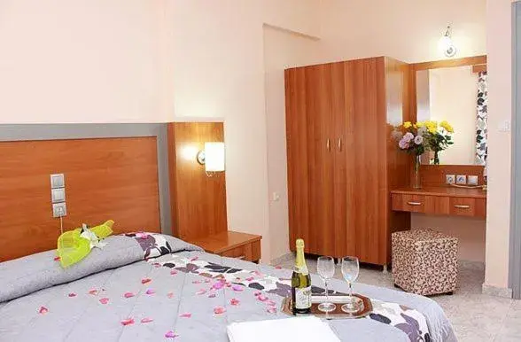 Photo of the whole room, Bed in Macedonia Photo of the whole room, Bed in Macedonia