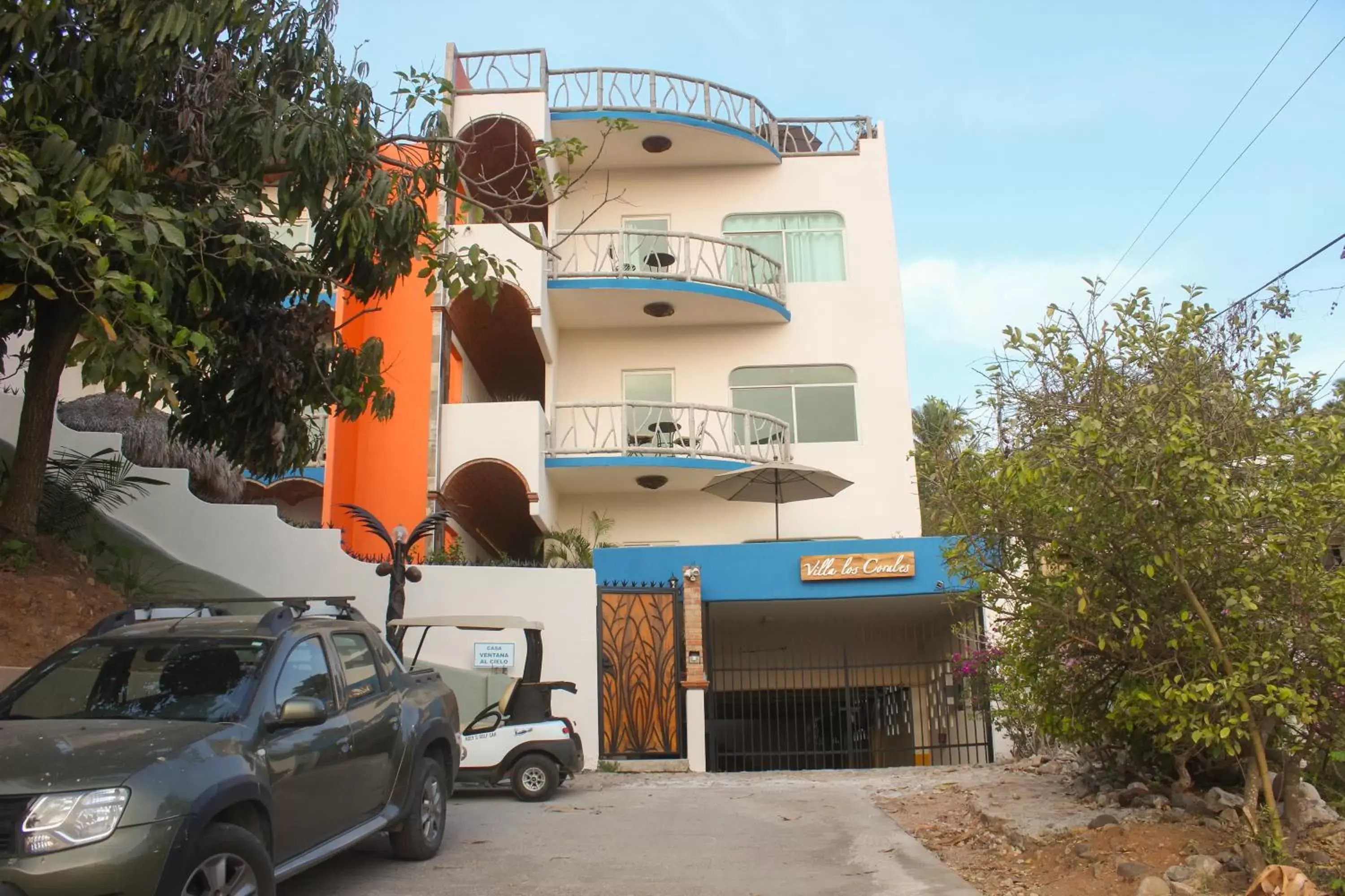 Property Building in Villa Los Corales