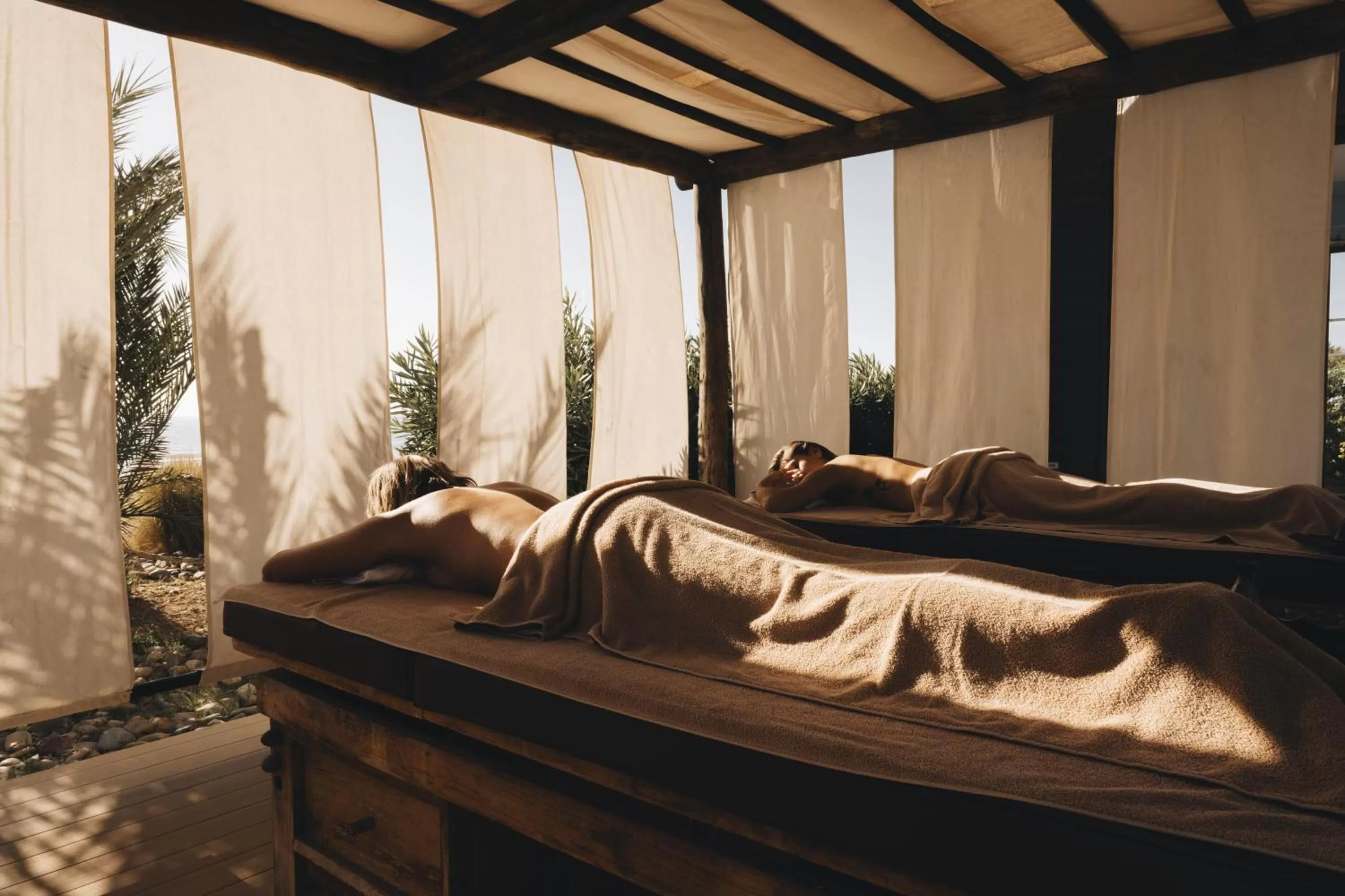 Spa and wellness centre/facilities in Paradis Plage Surf Yoga & Spa