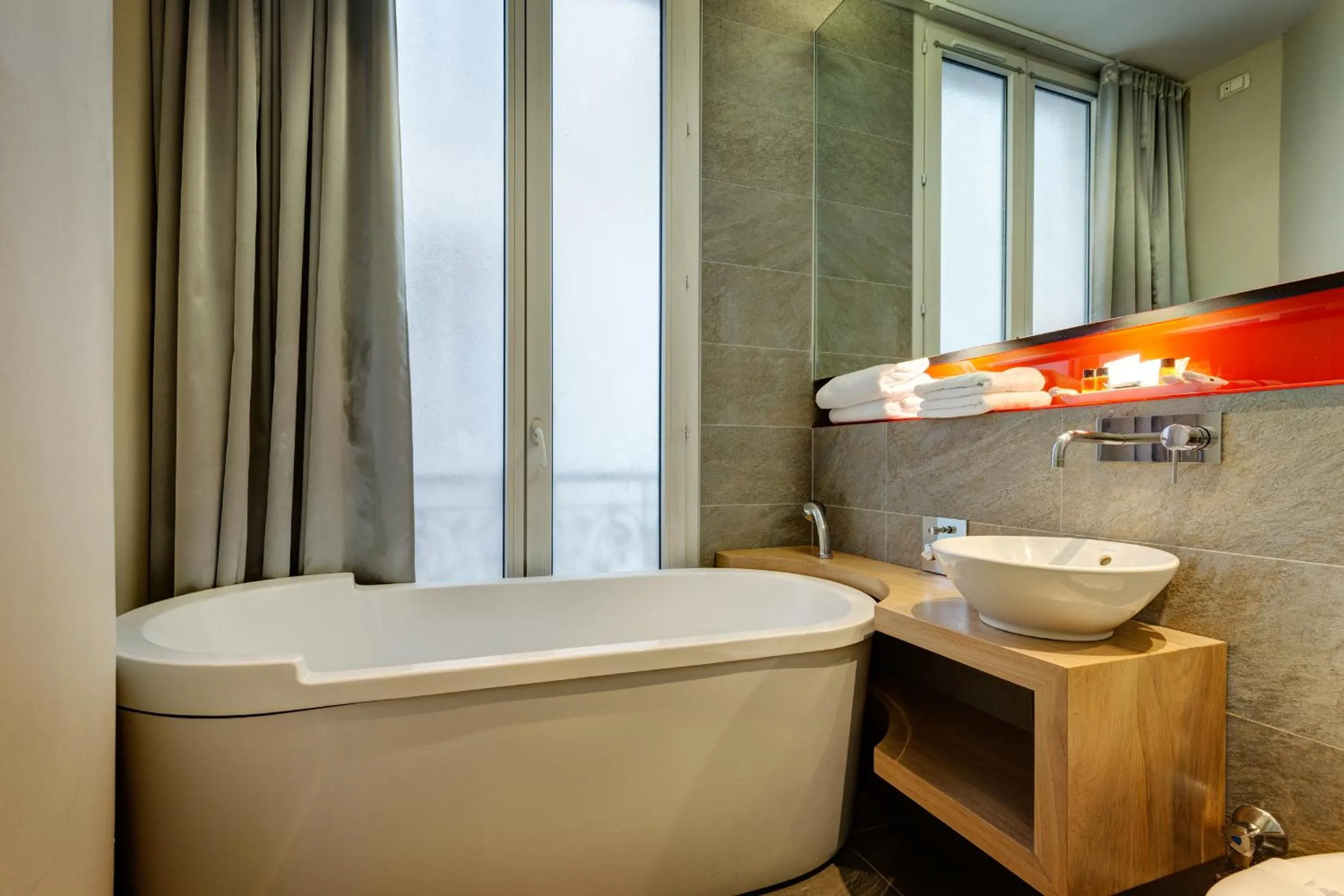 Bathroom in Hôtel Elixir