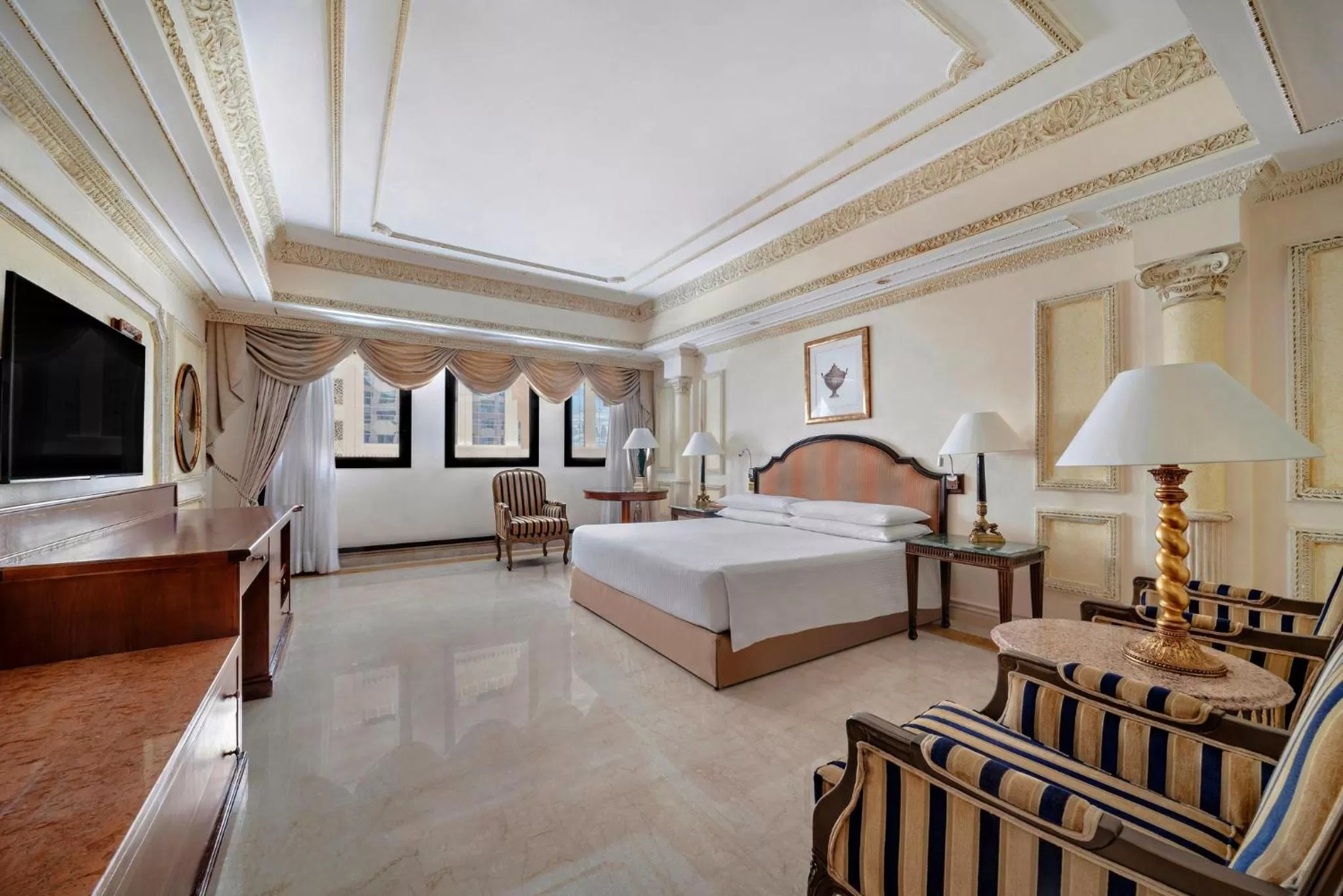 Photo of the whole room, Bed in InterContinental Dar Al Tawhid Makkah by IHG