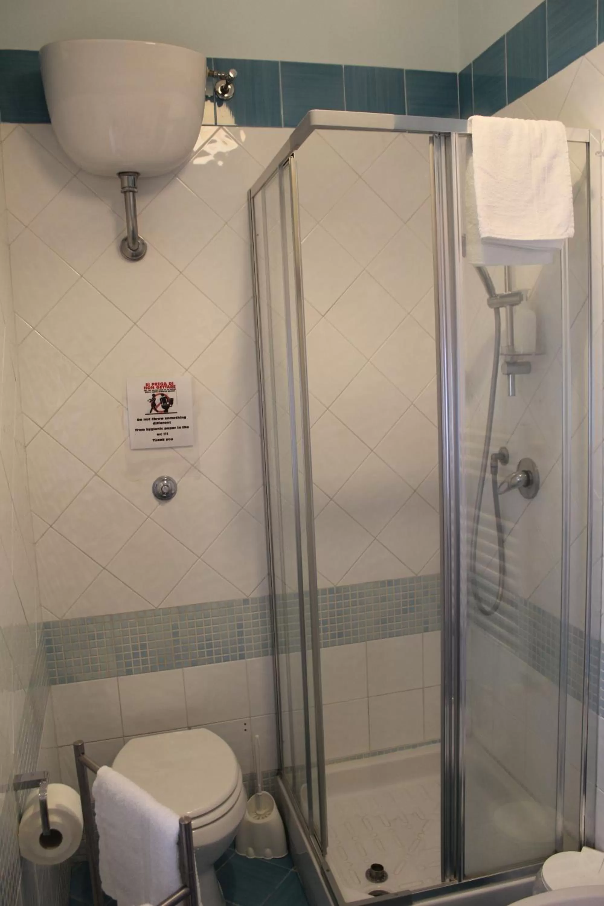 Bathroom in B&B Eracle