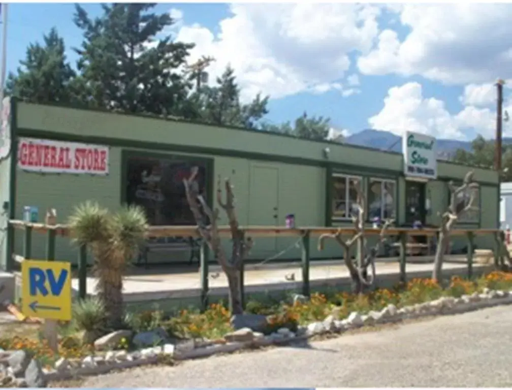 Property Building in Olancha RV Park and Motel