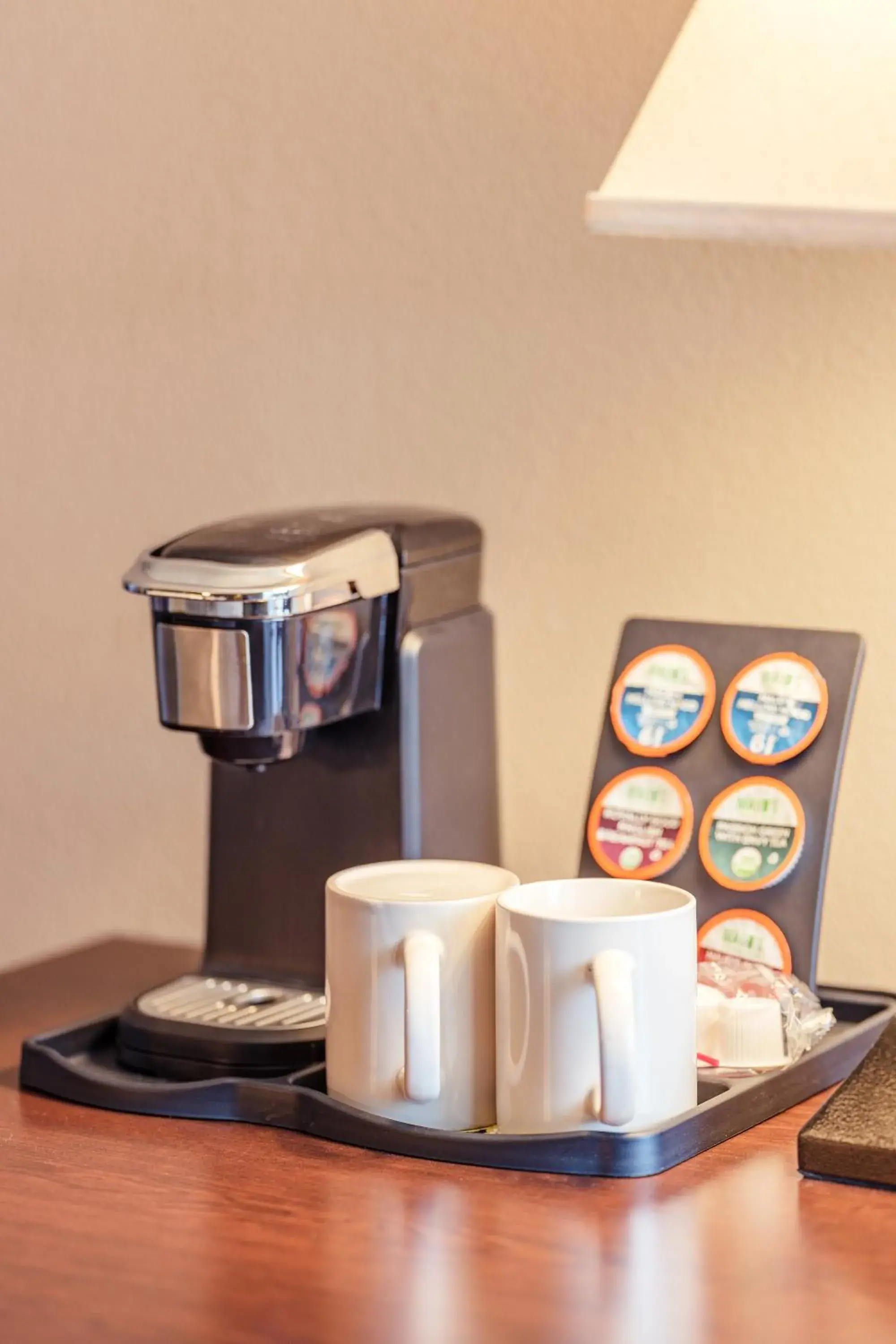 Coffee/tea facilities in University Place Hotel