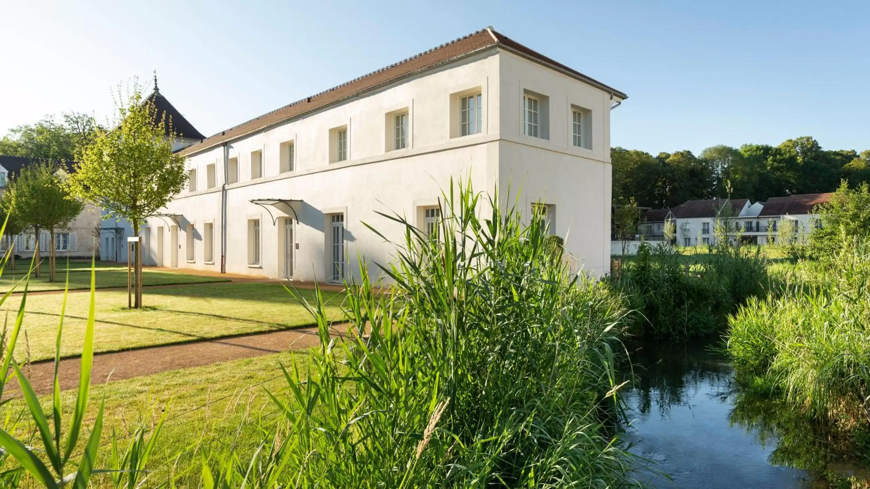 Natural landscape, Property Building in Le Grand Pavillon Chantilly