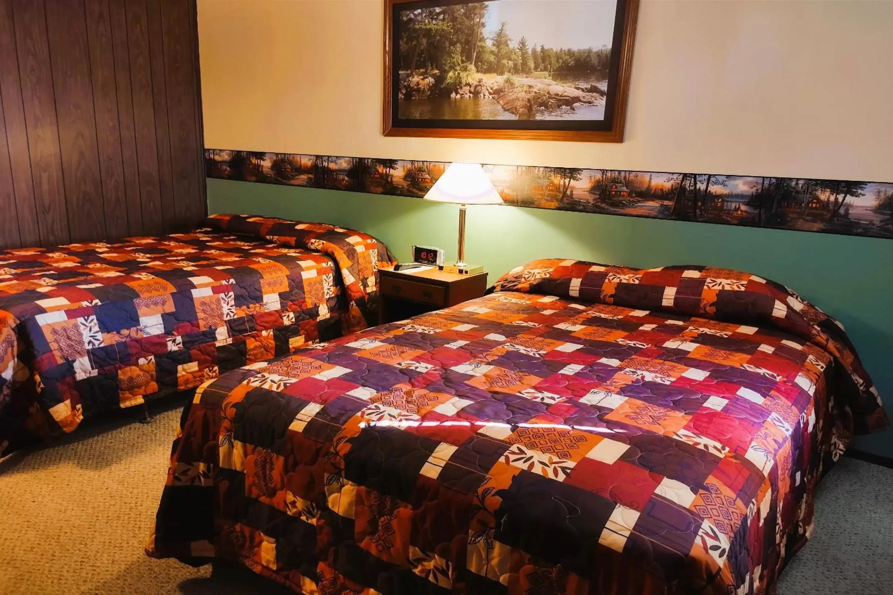 Bedroom, Bed in Love Hotels Voyageur by OYO at International Falls MN