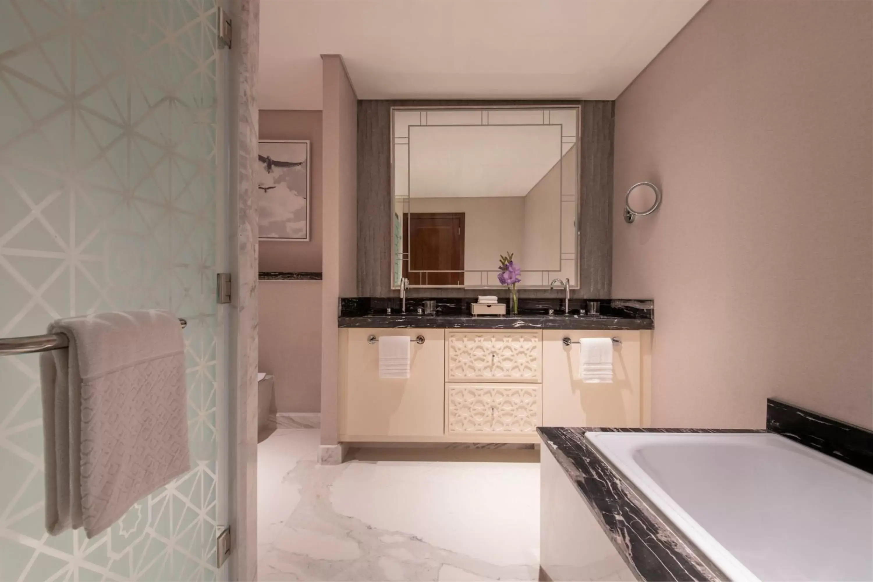 Bedroom, Kitchen/Kitchenette in The St Regis Marsa Arabia Island, The Pearl Qatar