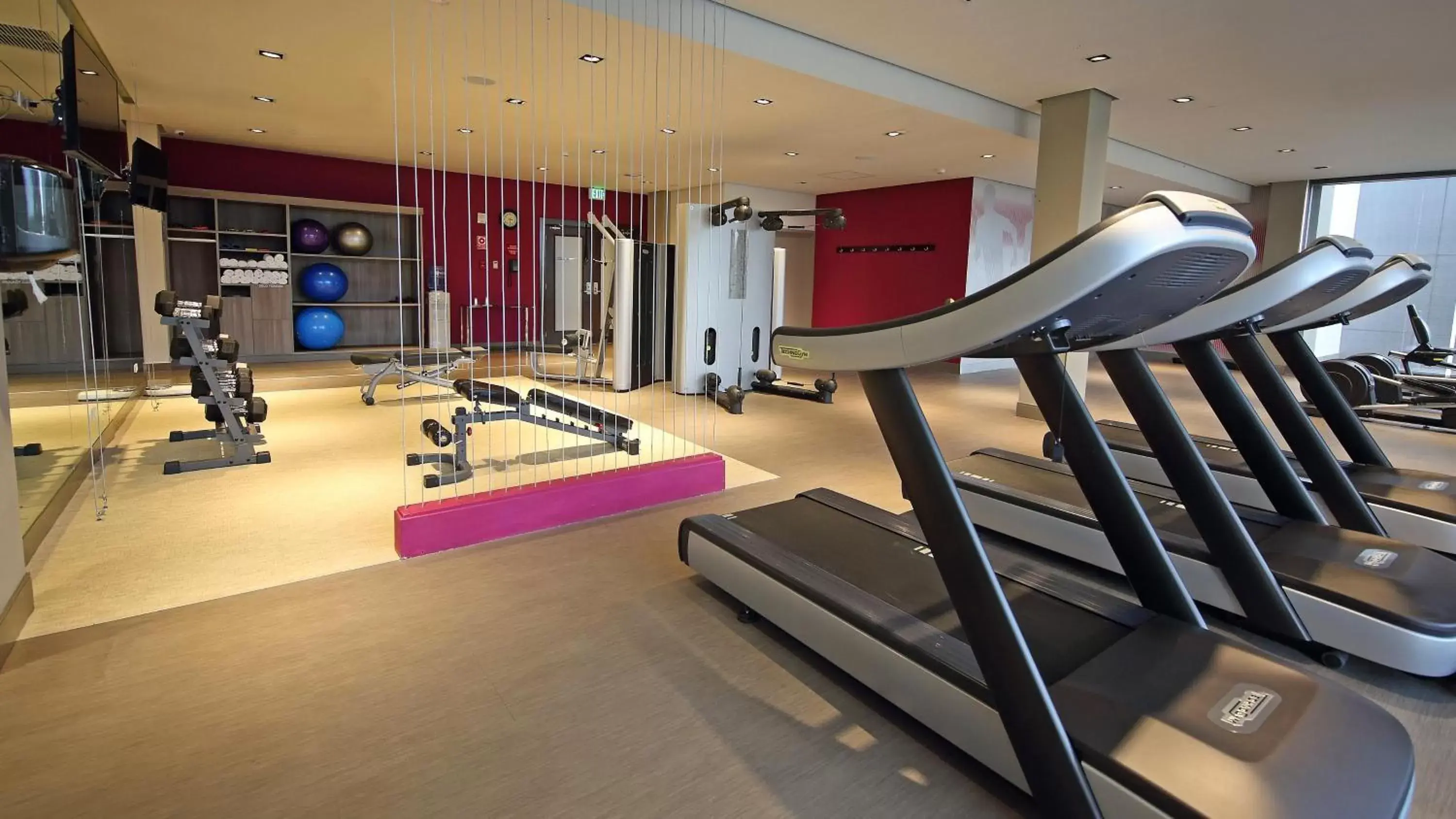 Fitness centre/facilities, Fitness Center/Facilities in Crowne Plaza Airport, an IHG Hotel