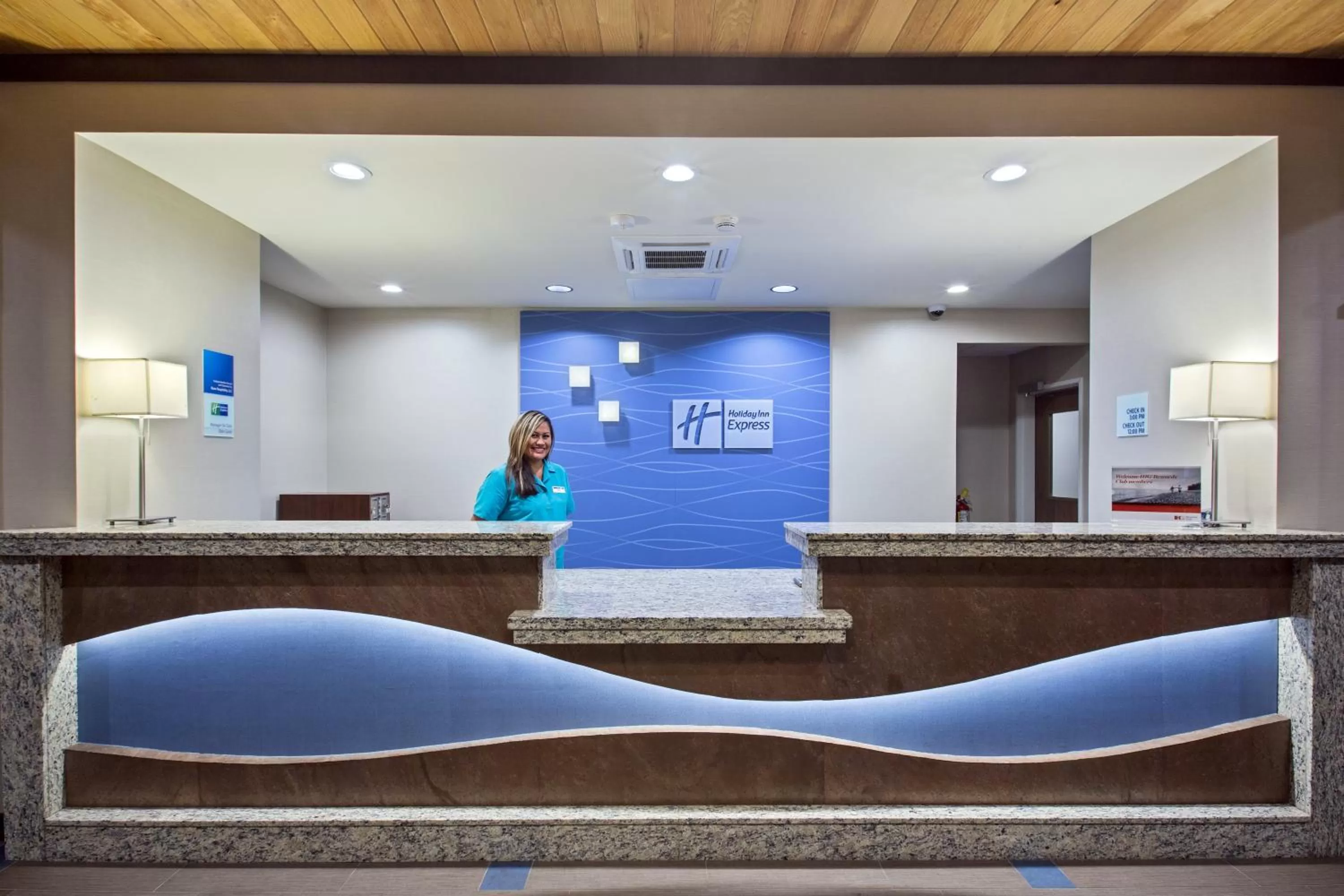 Property building in Holiday Inn Express & Suites Kailua-Kona by IHG