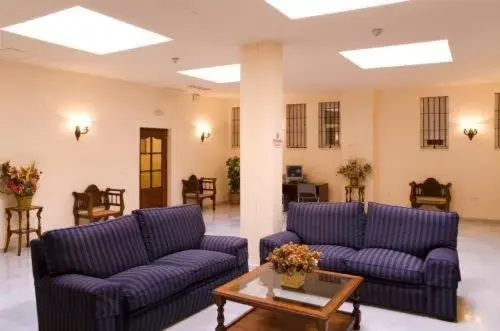 Lobby or reception in Hotel Gran Avenida Lobby or reception in Hotel Gran Avenida