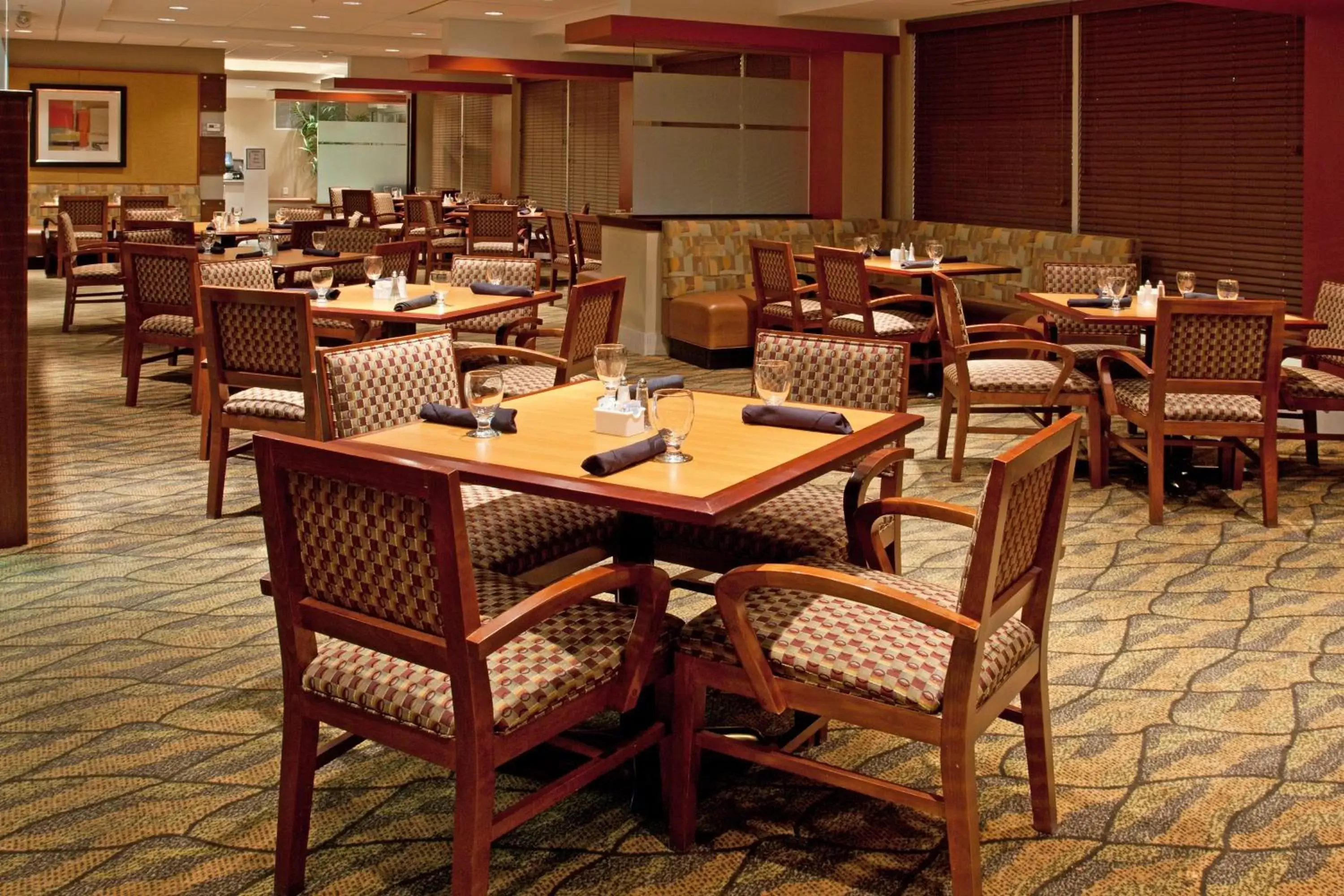 Restaurant/Places to Eat in Holiday Inn Columbus Dwtn-Capitol Square, an IHG Hotel
